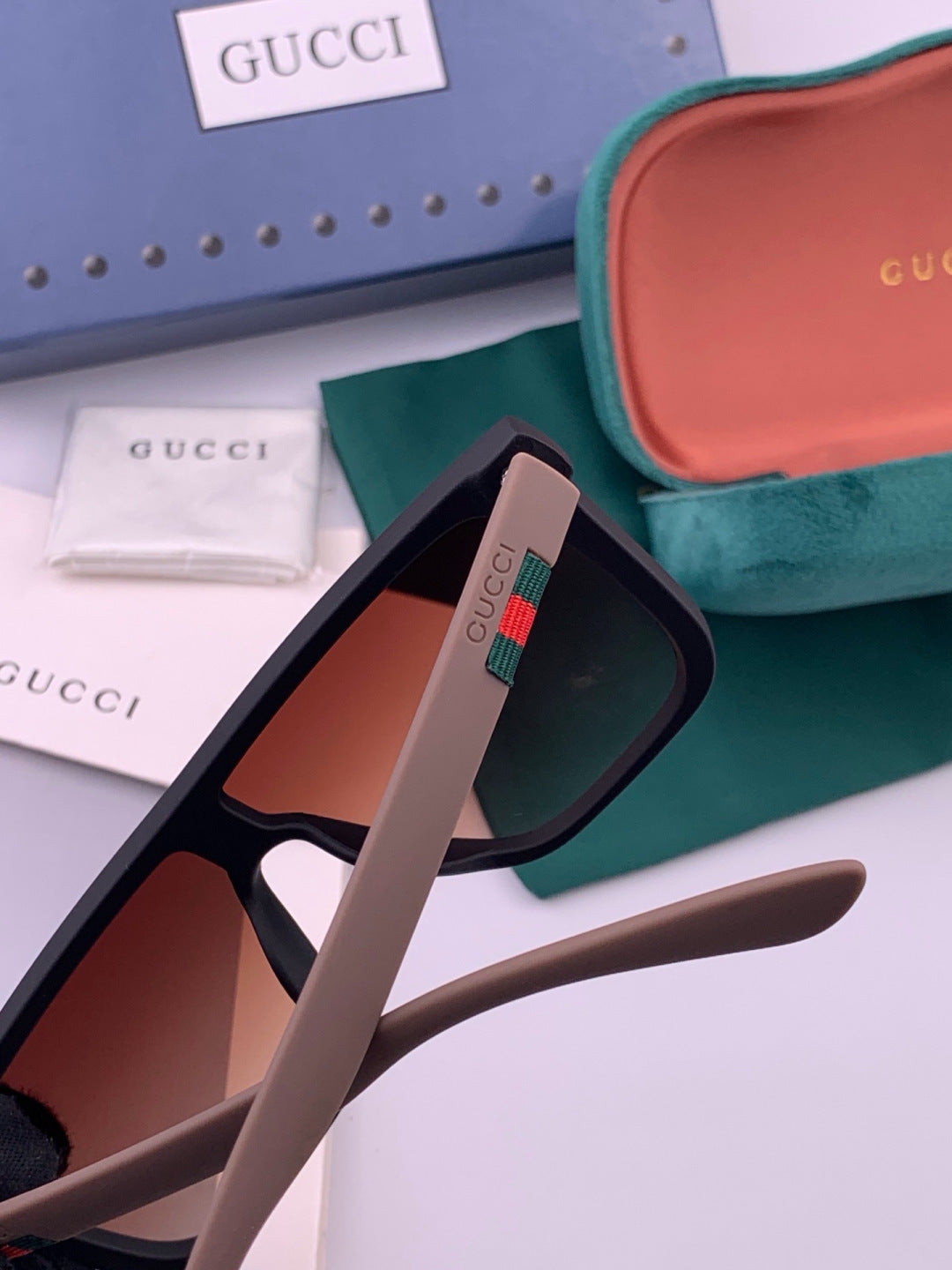 Gucci G62101 Aviator Gold Lens Sunglasses for Men & Women - detail image 5