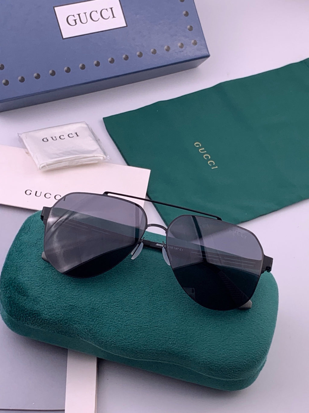 Gucci G5809 Polarized Fashion Gold Lens Sunglasses for Men & Women - 382082 - detail image 7