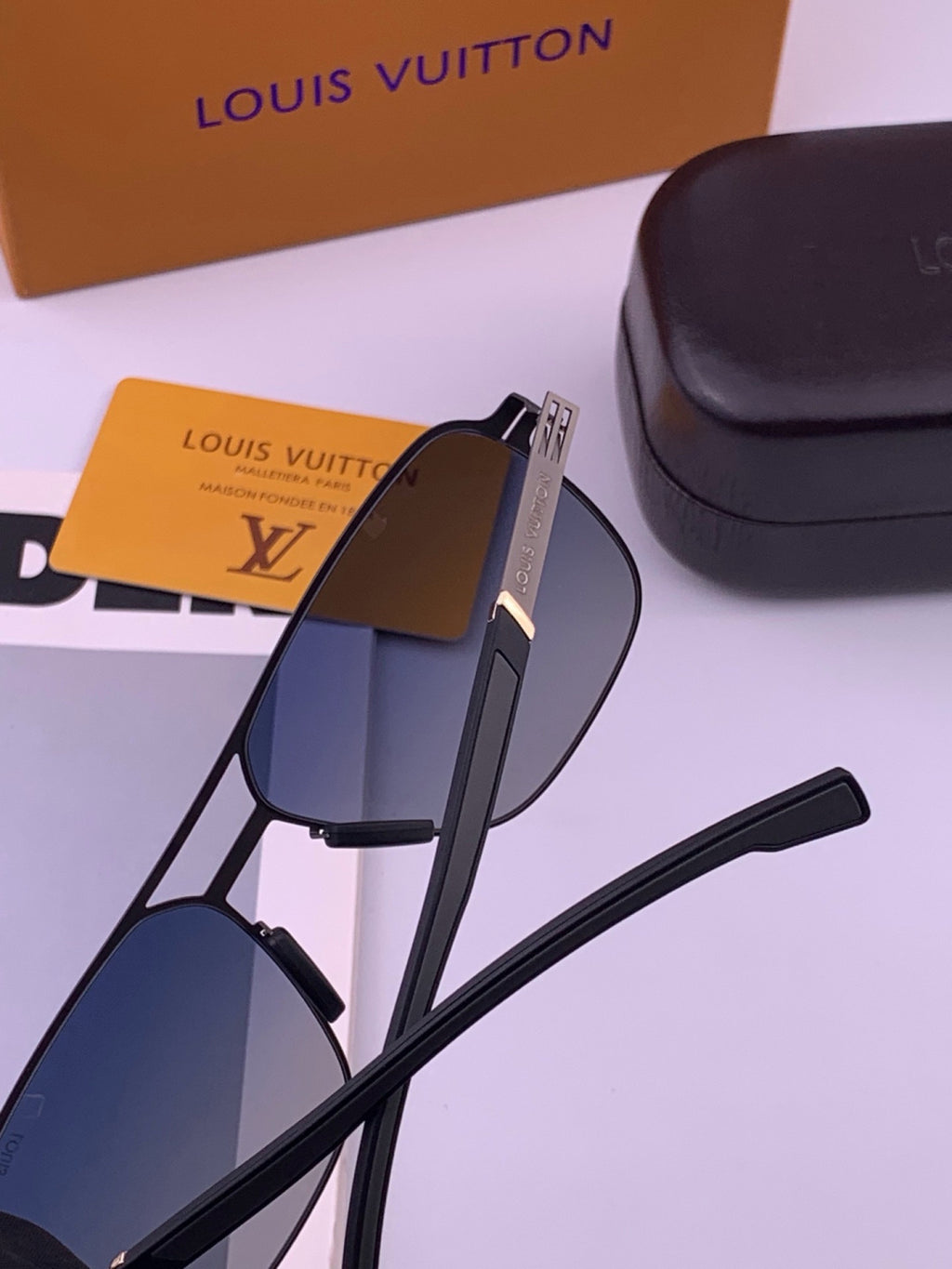 Louis Vuitton L816 Fashion Gold Lens Sunglasses for Men & Women - 381932 - detail image 5