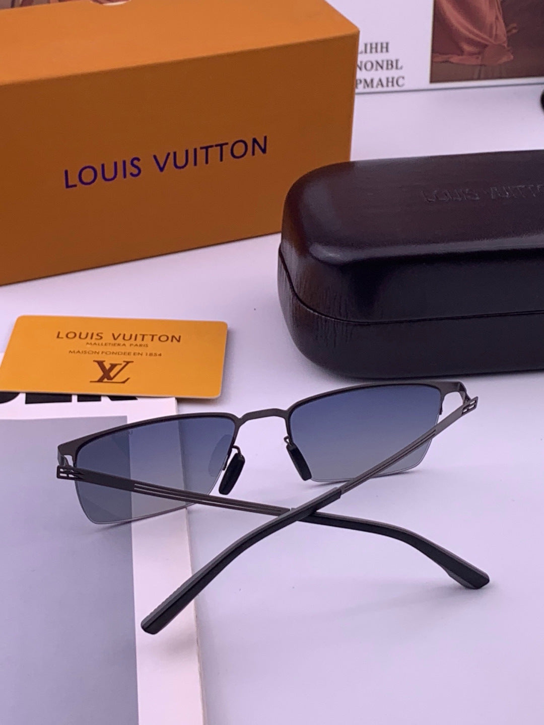 Louis Vuitton L510 Fashion Gold Lens Sunglasses for Men & Women - 381943 - detail image 6