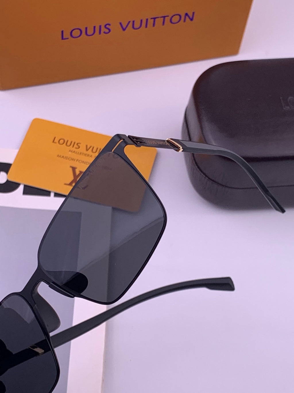 Louis Vuitton L316 Fashion Gold Lens Sunglasses for Men & Women - 381945 - detail image 3
