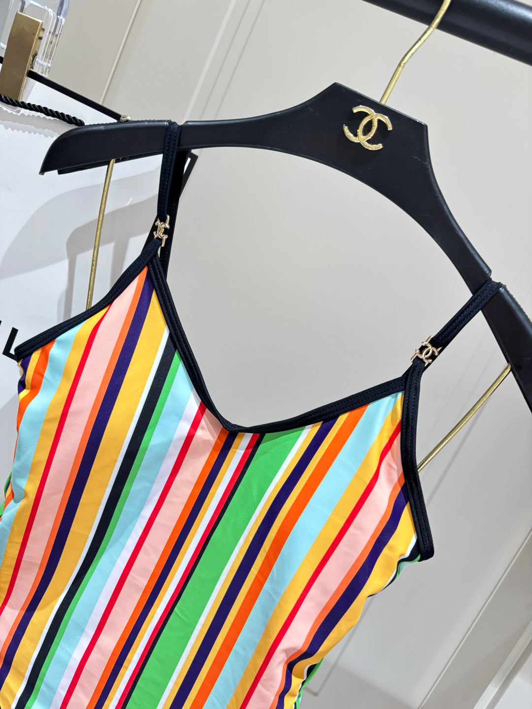 Chanel Fashion Orange Lens Sunglasses for Men & Women - 382352 - detail image 3