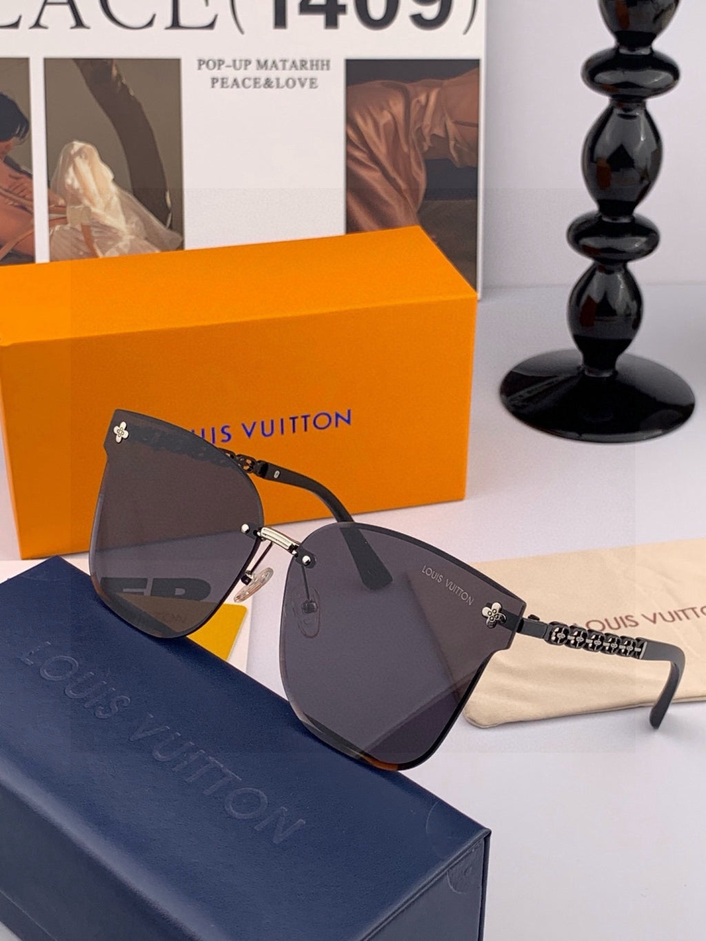 Louis Vuitton L7101 Square Gold Lens Sunglasses for Men & Women - 381844 - detail image 4