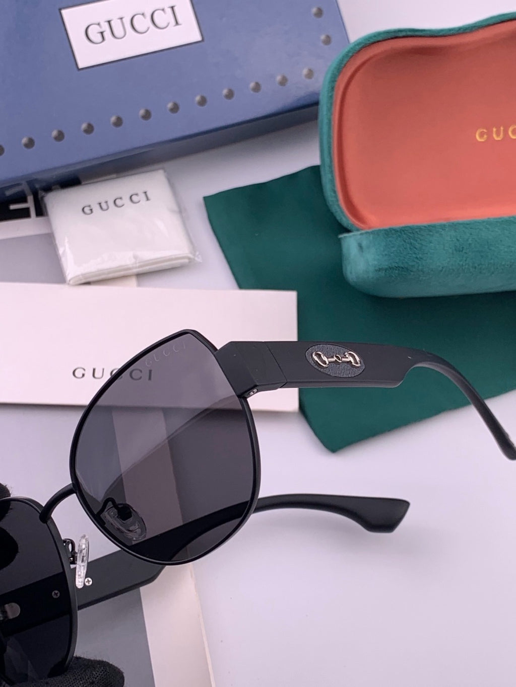 Gucci G1379 Metal Square Gold Lens Sunglasses for Men & Women - 382028 - detail image 3