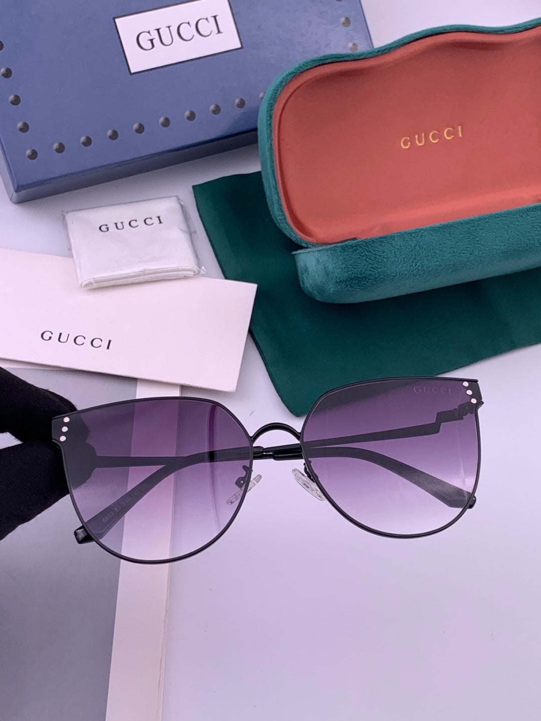 Gucci G3660 Fashion Red Lens Sunglasses for Men & Women - 382041