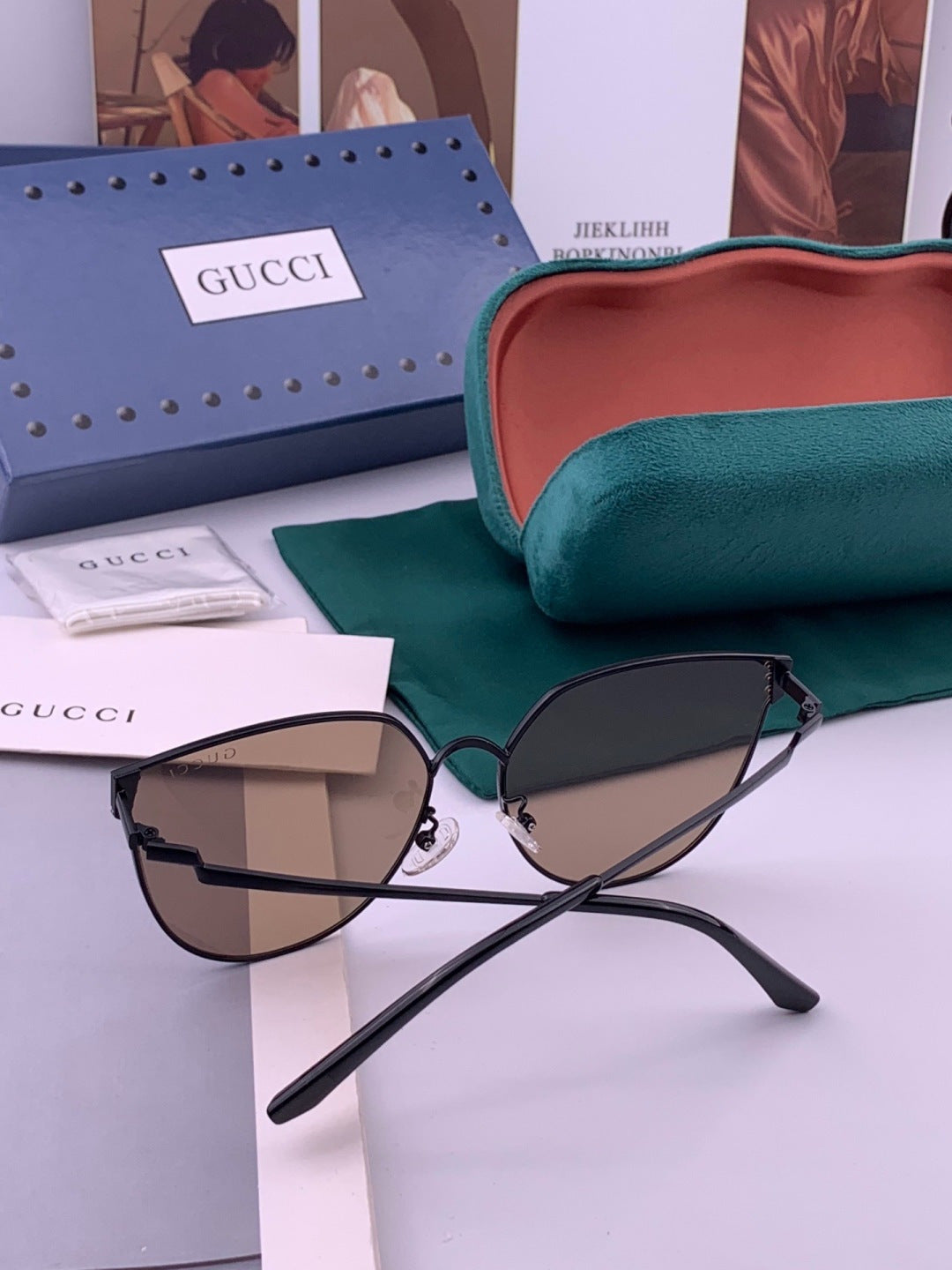 Gucci G3660 Fashion Gold Lens Sunglasses for Men & Women - 382042 - detail image 6