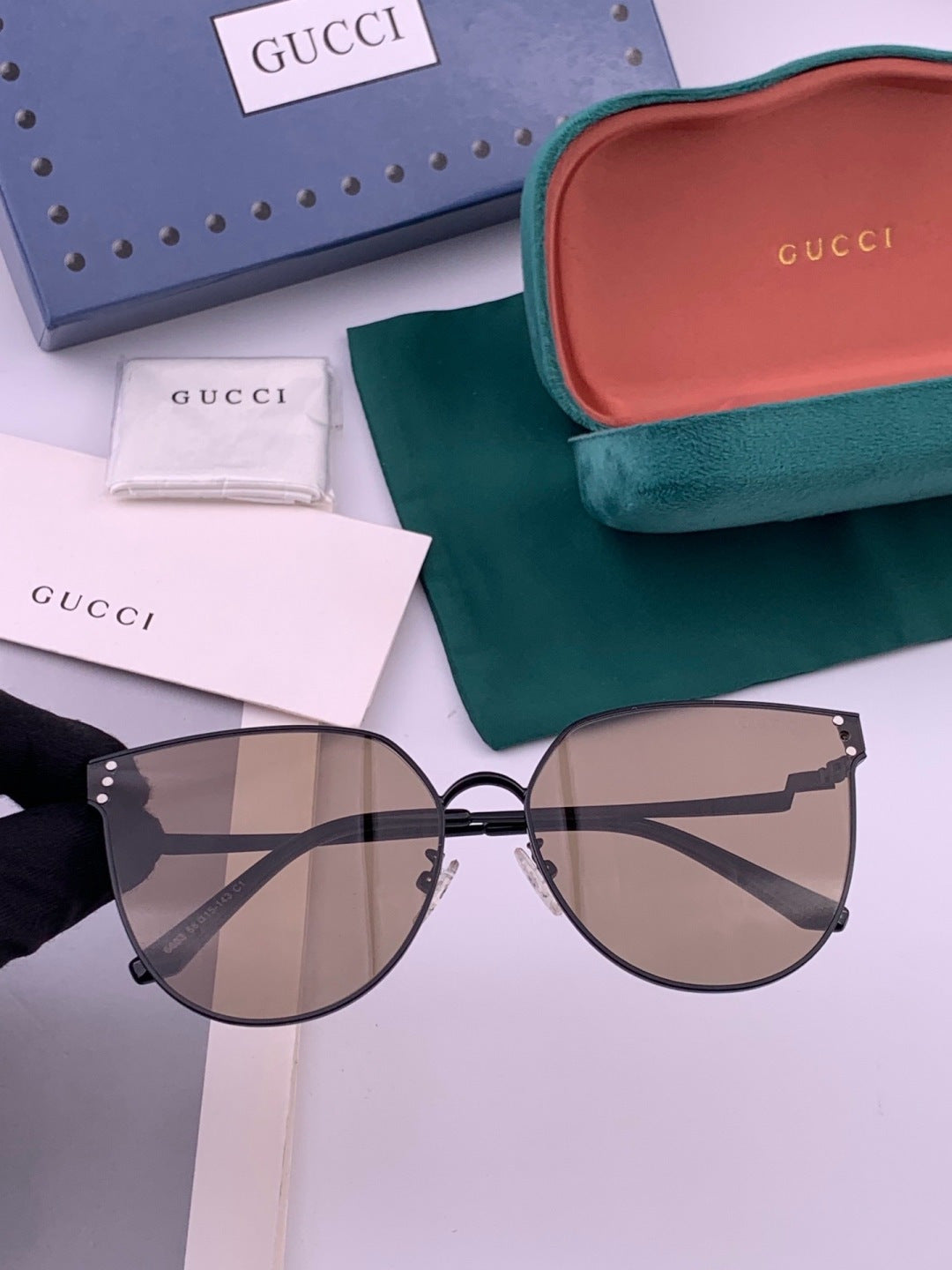 Gucci G3660 Fashion Gold Lens Sunglasses for Men & Women - 382042