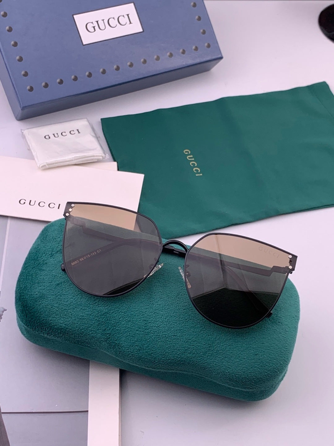 Gucci G3660 Fashion Gold Lens Sunglasses for Men & Women - 382042 - detail image 5