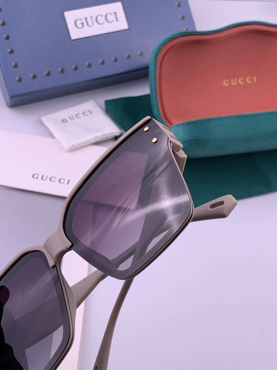 Gucci G7290 Metal Square Red Lens Sunglasses for Men & Women - 382045 - detail image 4