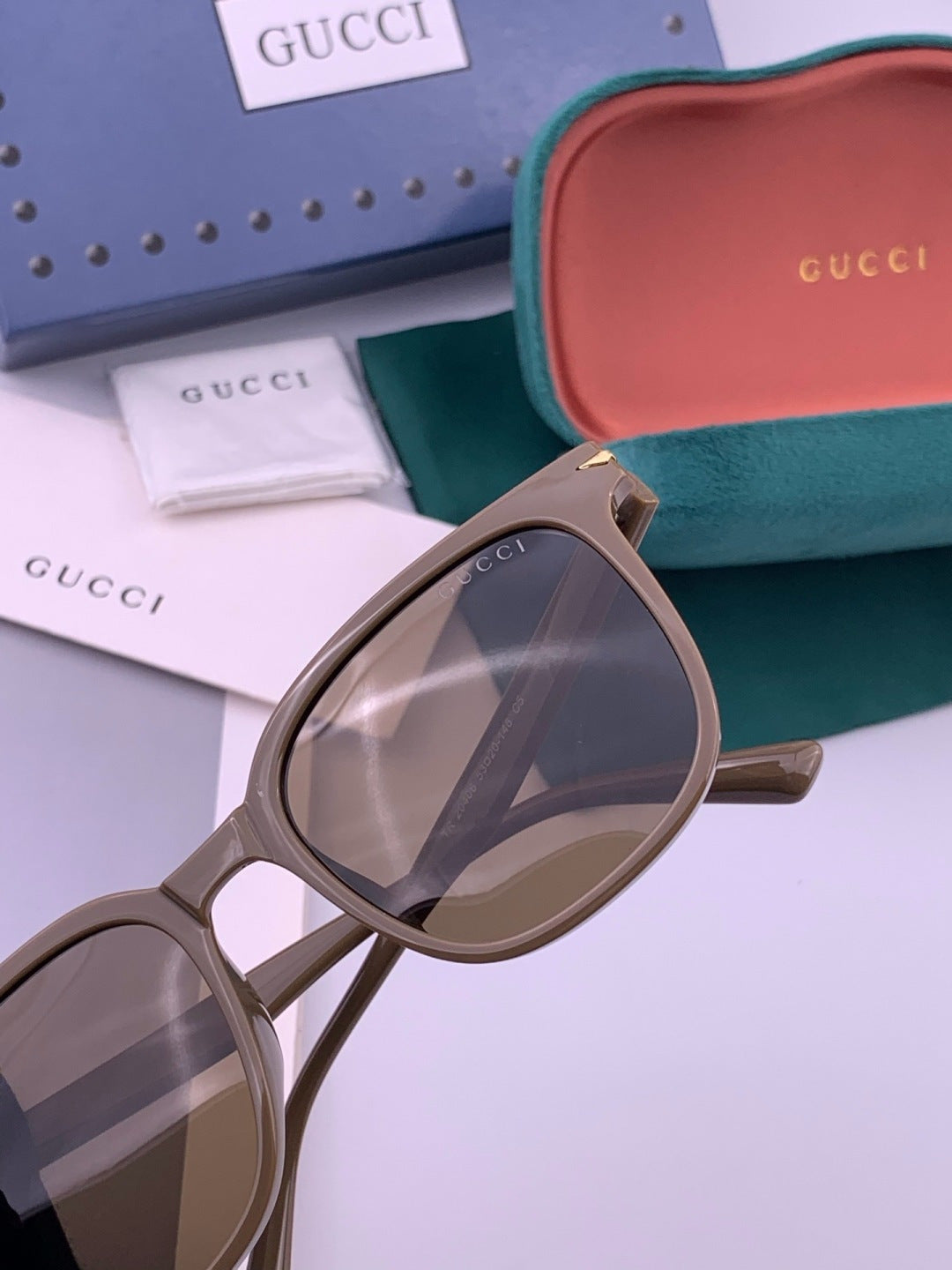 Gucci G62040 Polarized Square Black Lens Sunglasses for Men & Women - 382002 - detail image 2