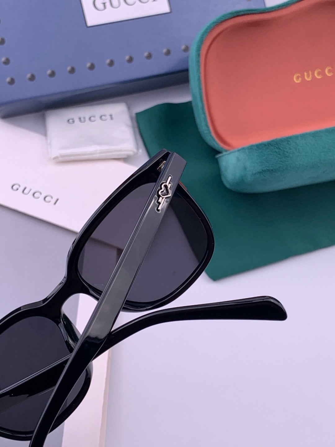 Gucci G12040 Polarized Square Black Lens Sunglasses for Men & Women - 382003 - detail image 4