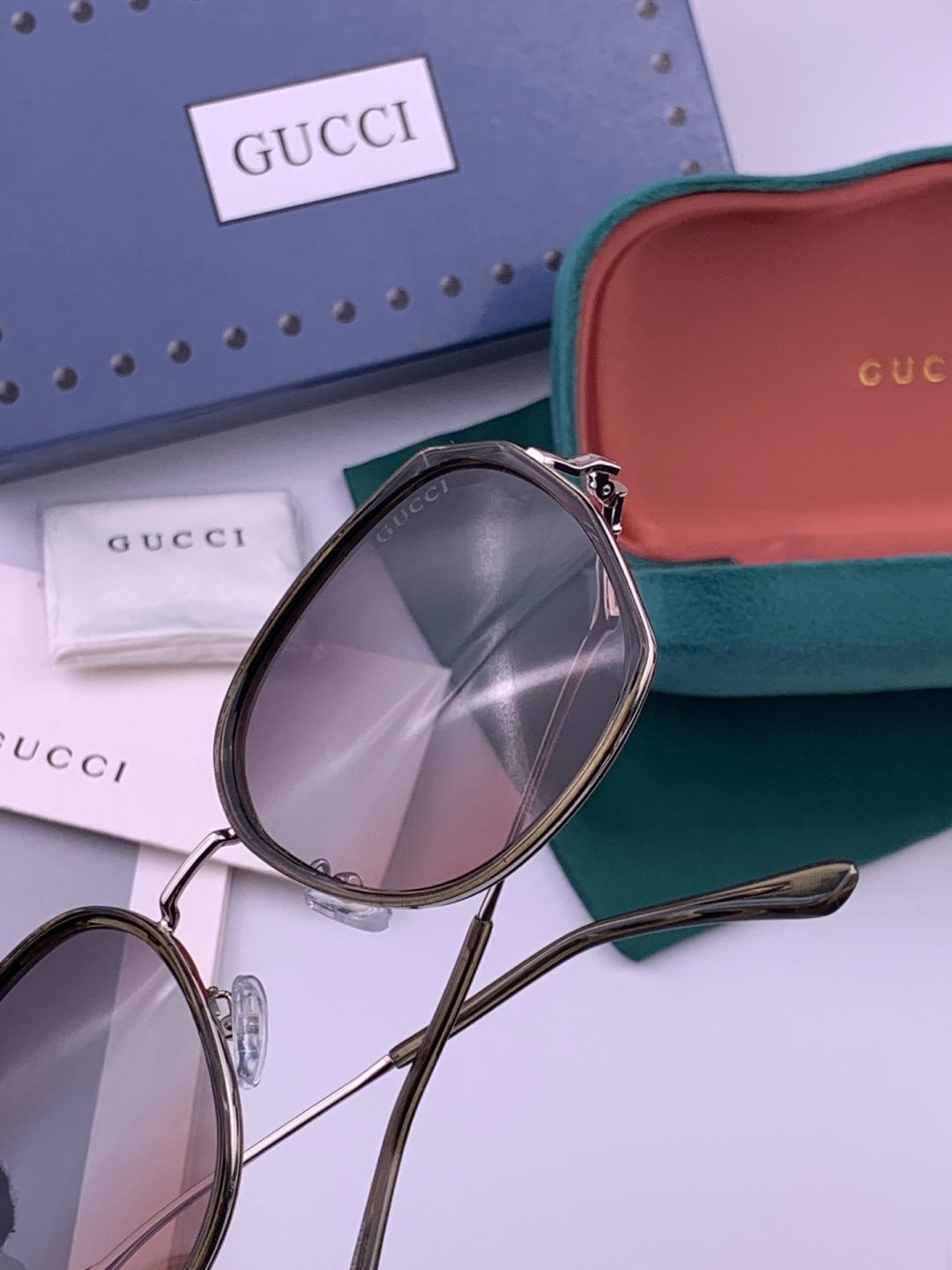 Gucci G6211 Polarized Square Brown Lens Sunglasses for Women - 382007 - detail image 7