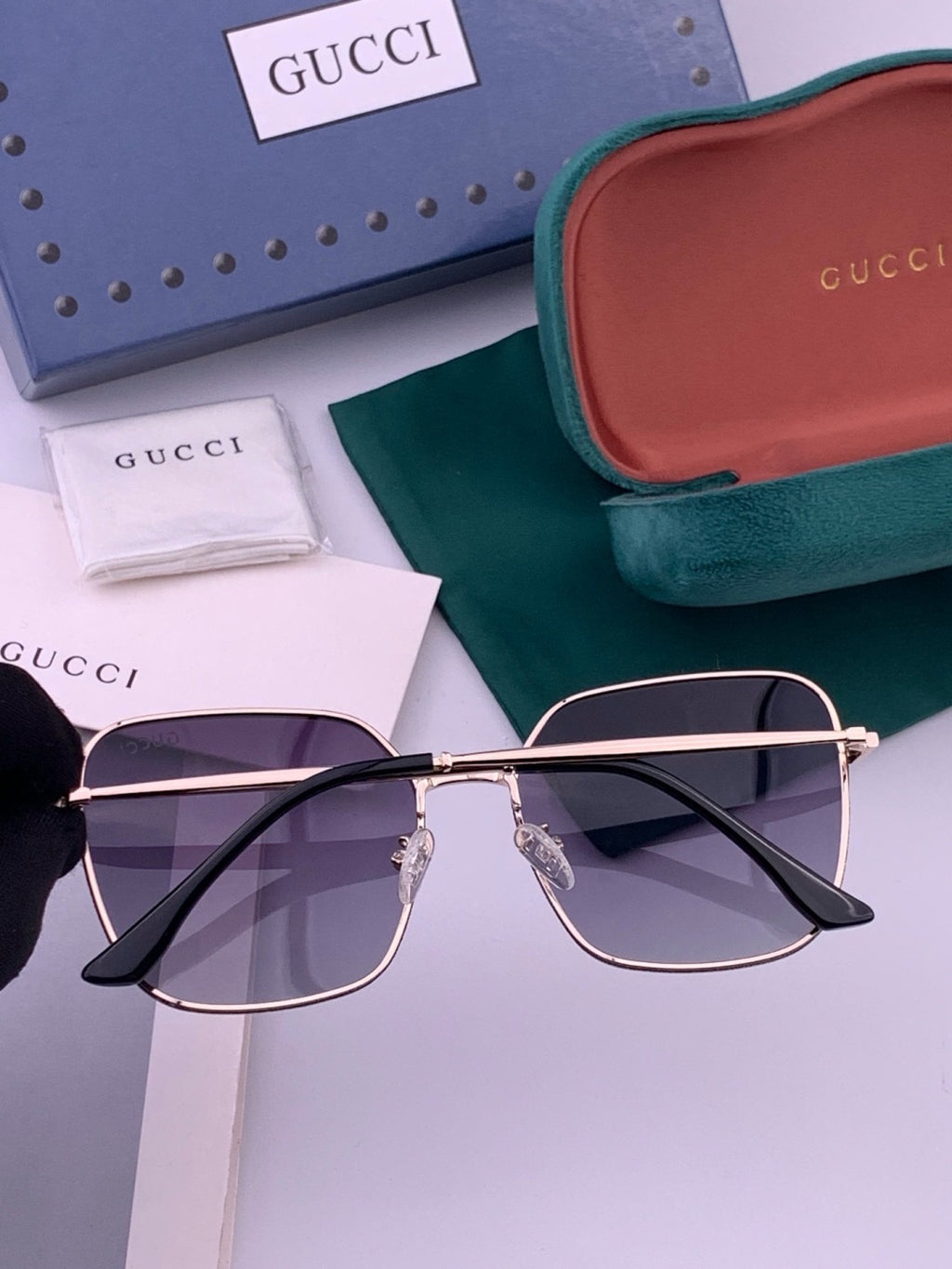 Gucci G11018 Polarized Square Red Lens Sunglasses for Women - detail image 4