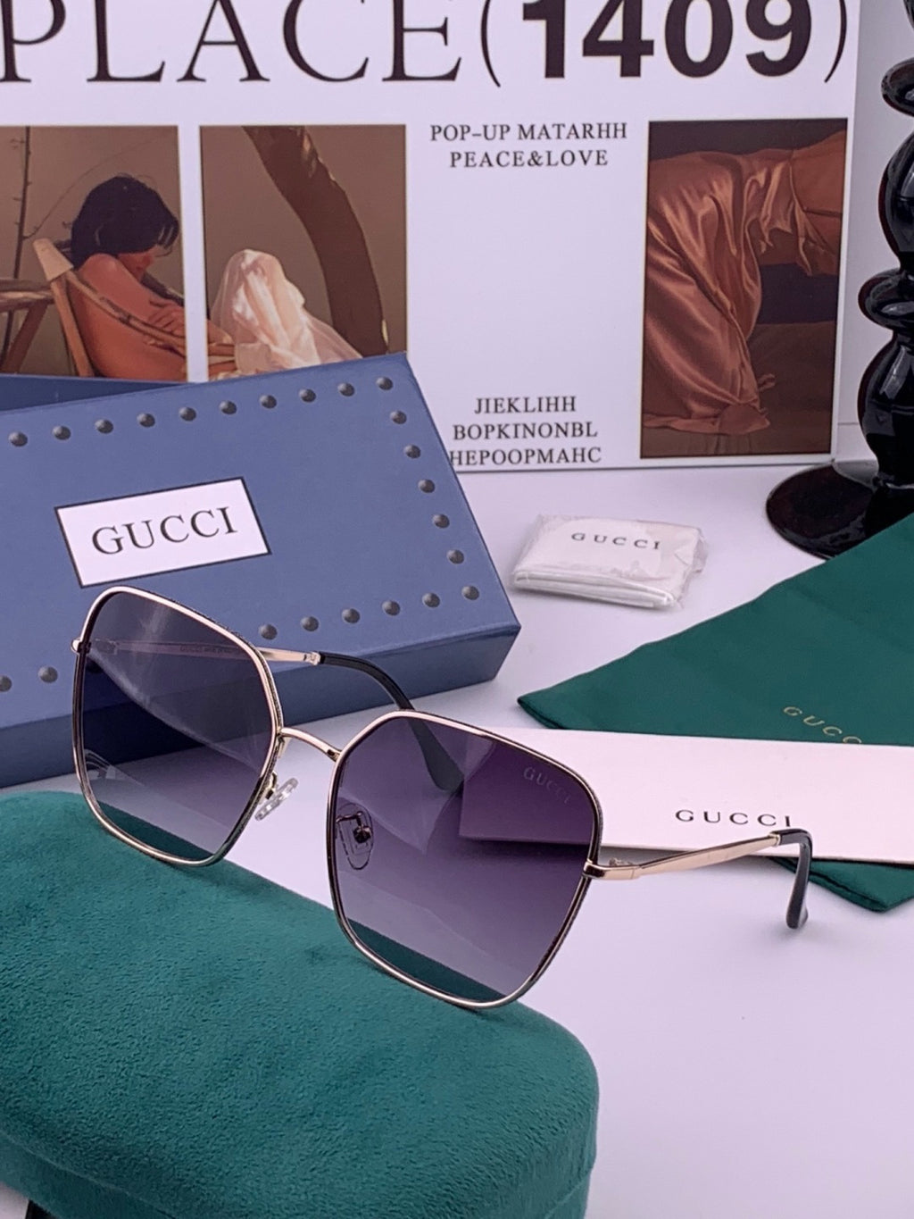 Gucci G11018 Polarized Square Red Lens Sunglasses for Women - detail image 2
