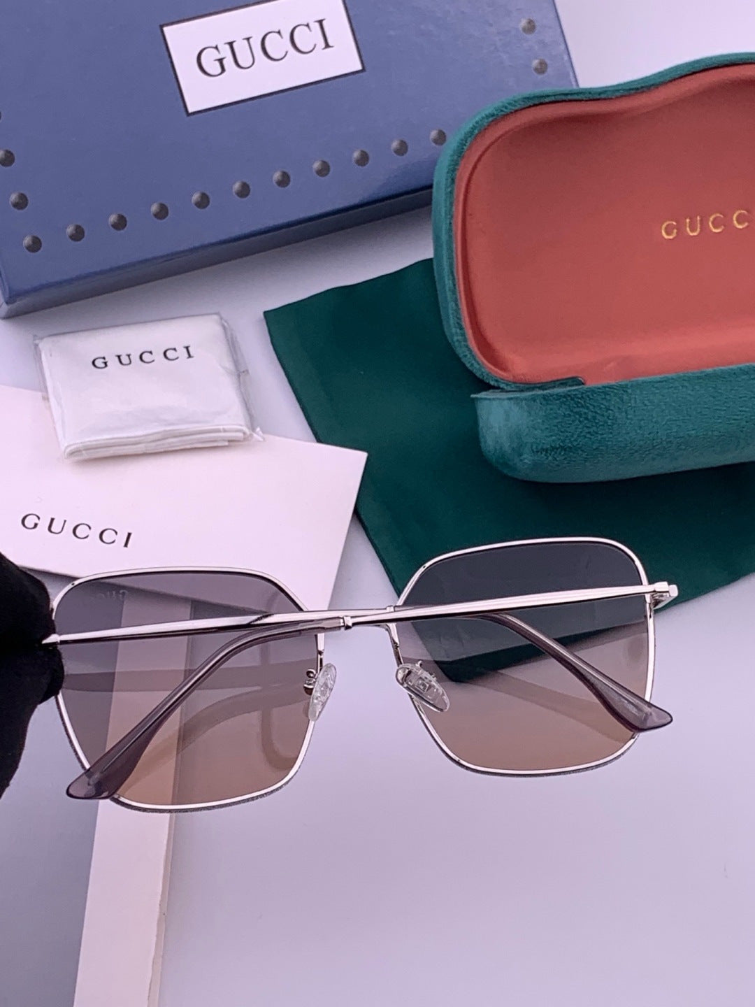 Gucci G11018 Polarized Square Brown Lens Sunglasses for Women - detail image 4