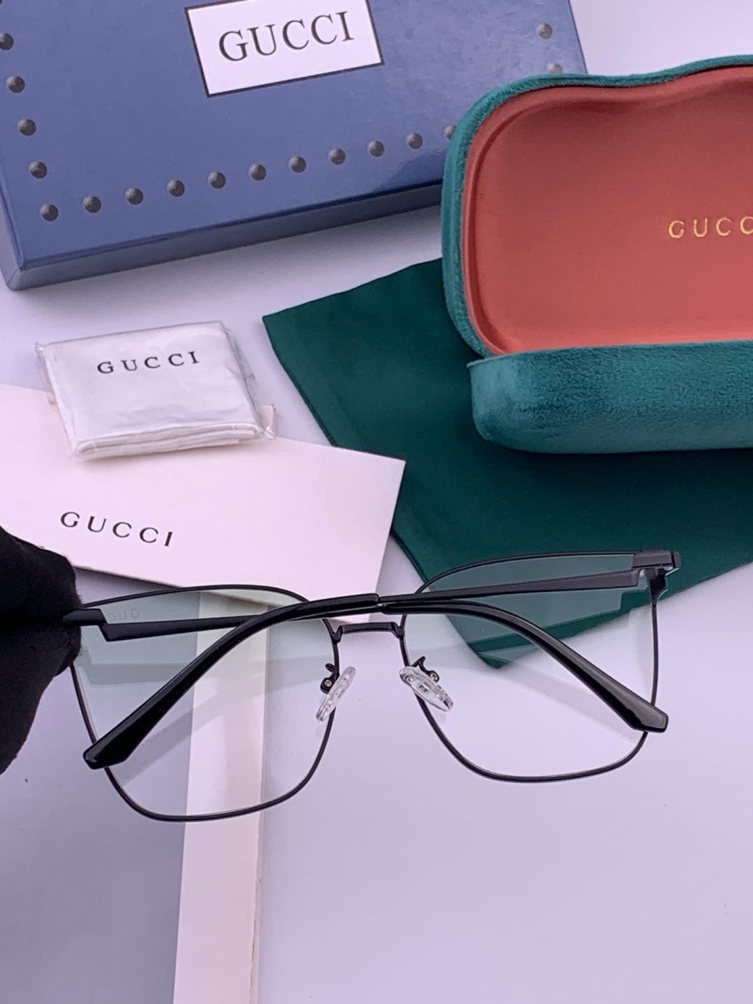 Gucci G2660 Fashion Gold Lens Sunglasses for Men & Women - 382010 - detail image 4
