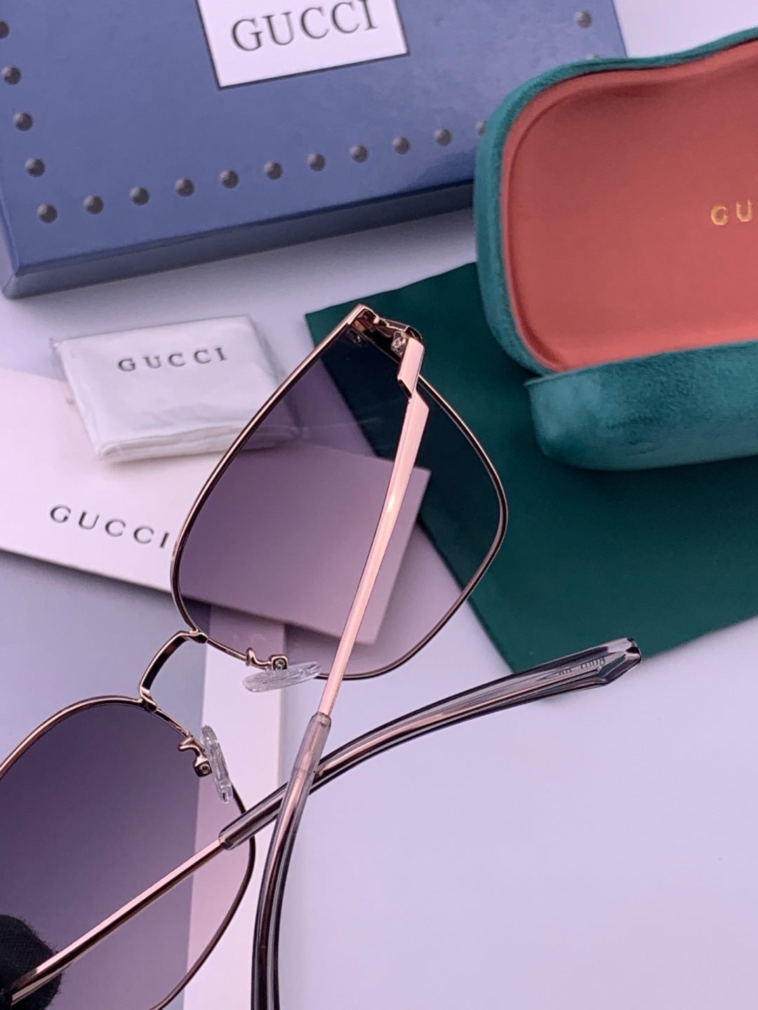 Gucci G2660 Fashion Gold Lens Sunglasses for Men & Women - 382012 - detail image 3