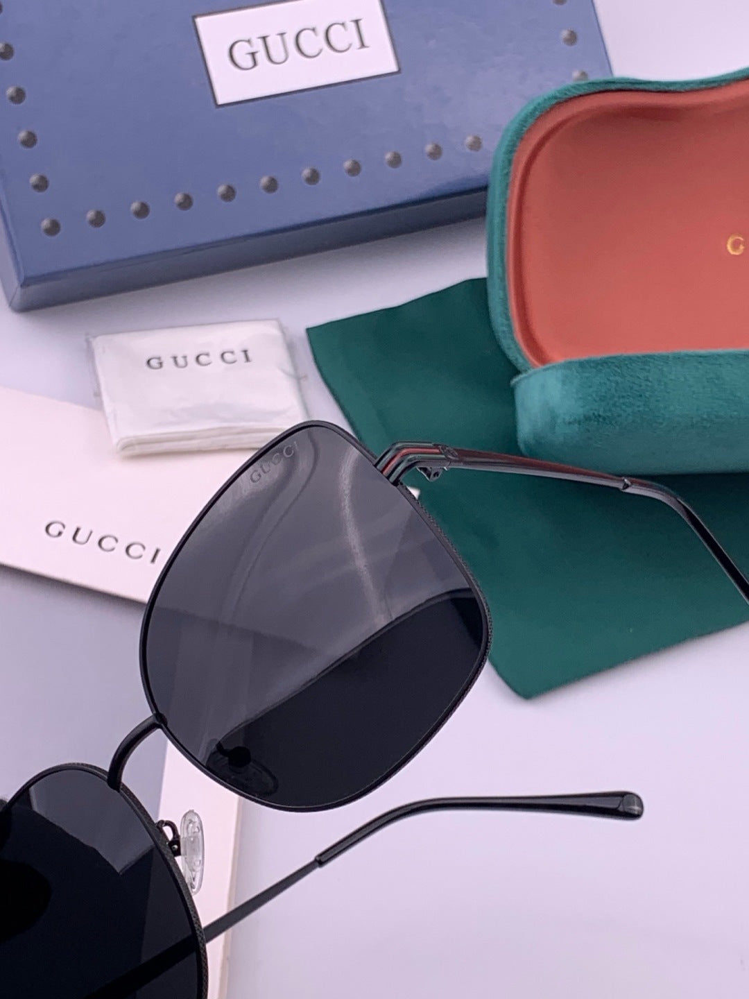 Gucci G6730 Metal Square Gold Lens Sunglasses for Men & Women - 382015 - detail image 3