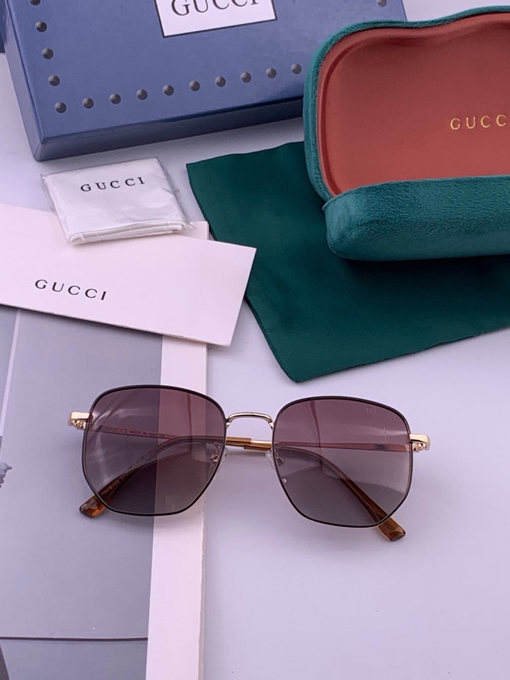 Gucci G9810 Polarized Oversized Black Lens Sunglasses for Men & Women - 382018 - detail image 5