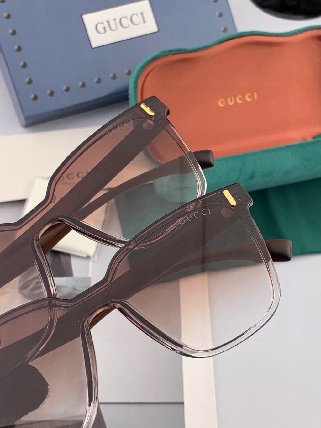 Gucci G7637 Polarized Square Gold Lens Sunglasses for Women - 382020 - detail image 4
