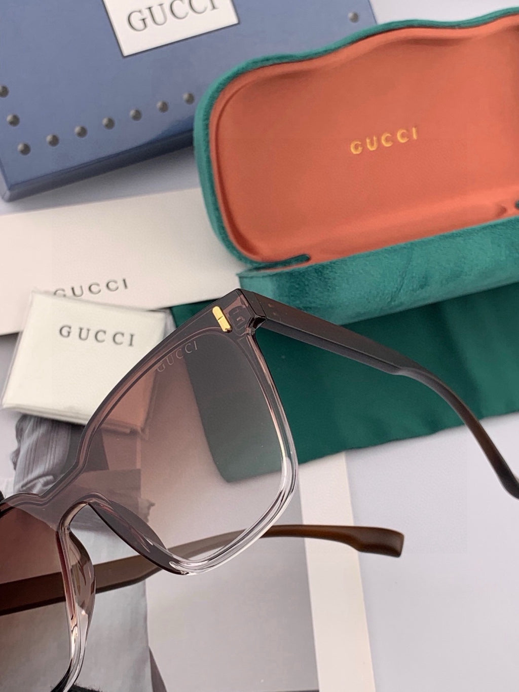 Gucci G7637 Polarized Square Gold Lens Sunglasses for Women - 382020 - detail image 3