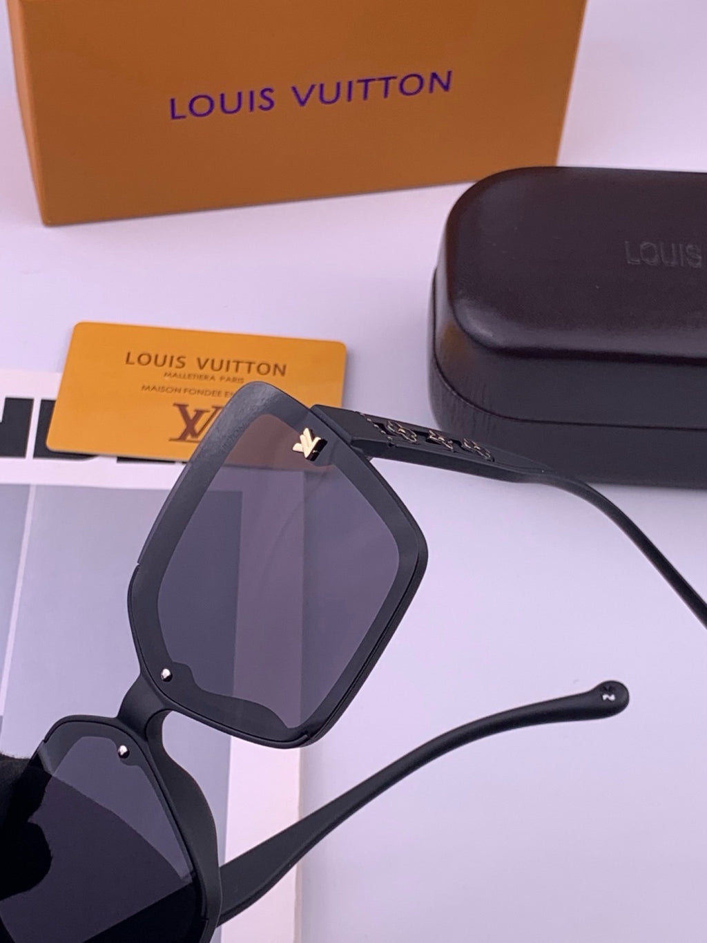 Louis Vuitton L5710 Polarized Square Brown Lens Sunglasses for Men & - 381831 - detail image 3
