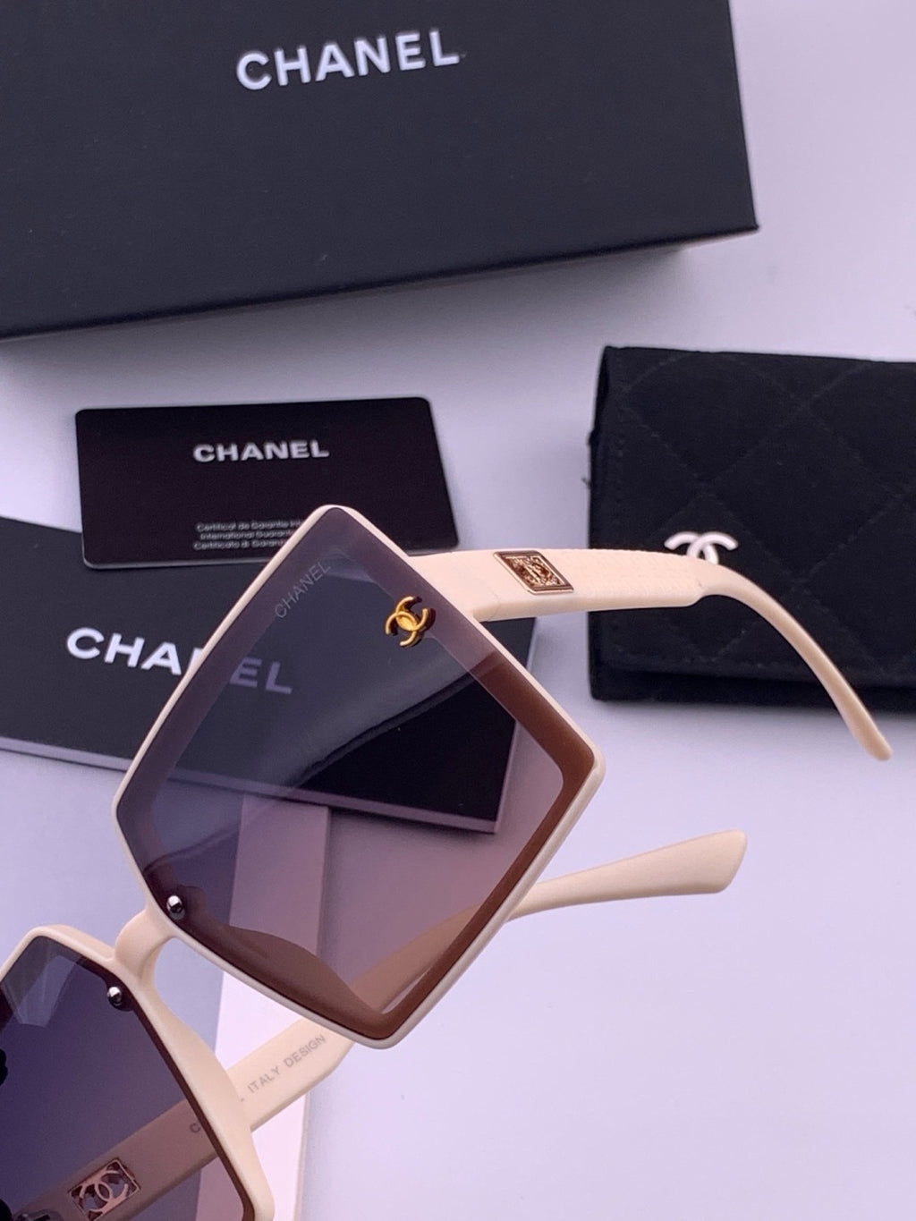 Chanel CH5250 Polarized Square Brown Lens Sunglasses for Women - 382247 - detail image 3