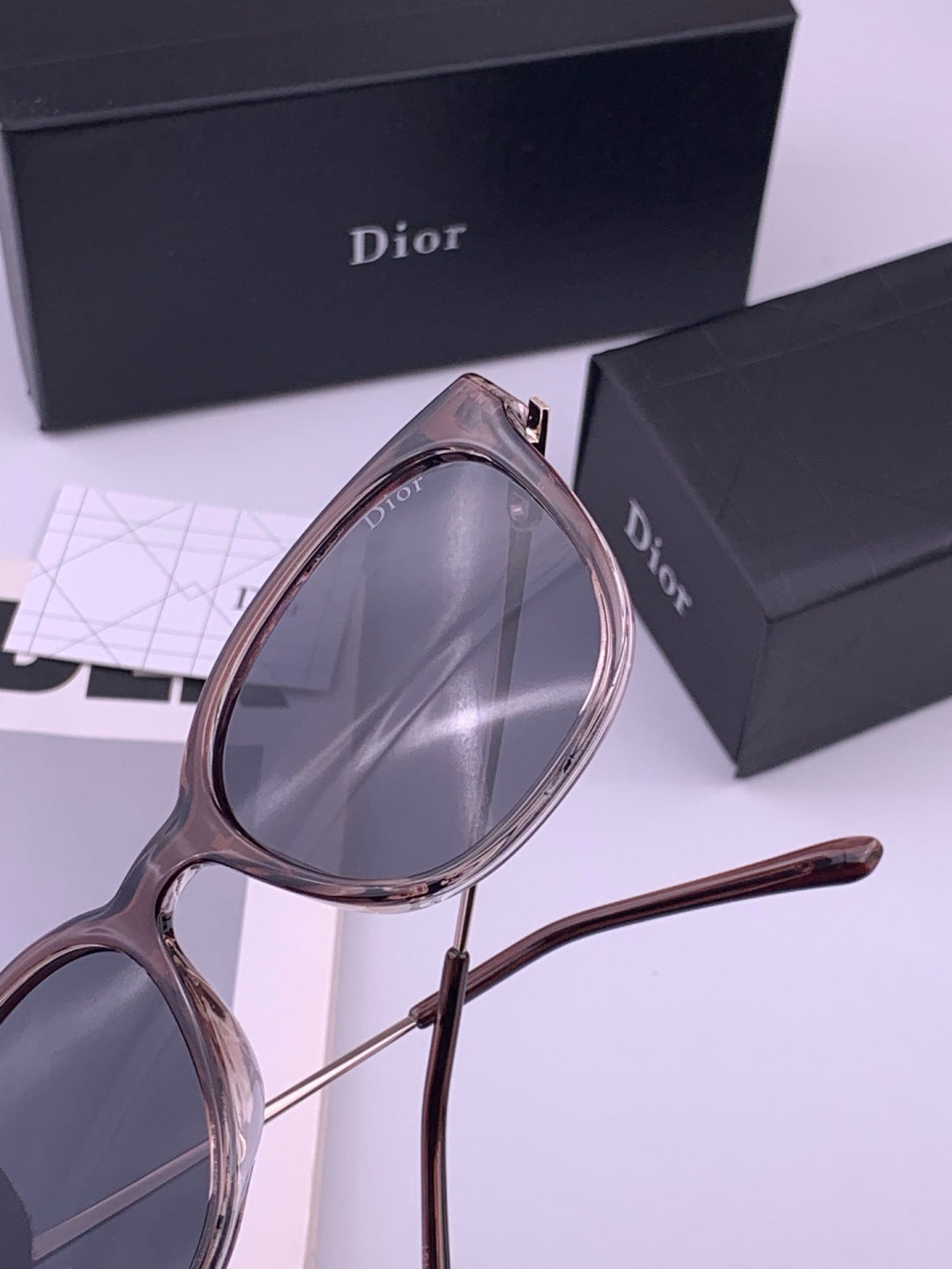 Dior D31101 Polarized Square Blue Lens Sunglasses for Men & Women - 382454 - detail image 3