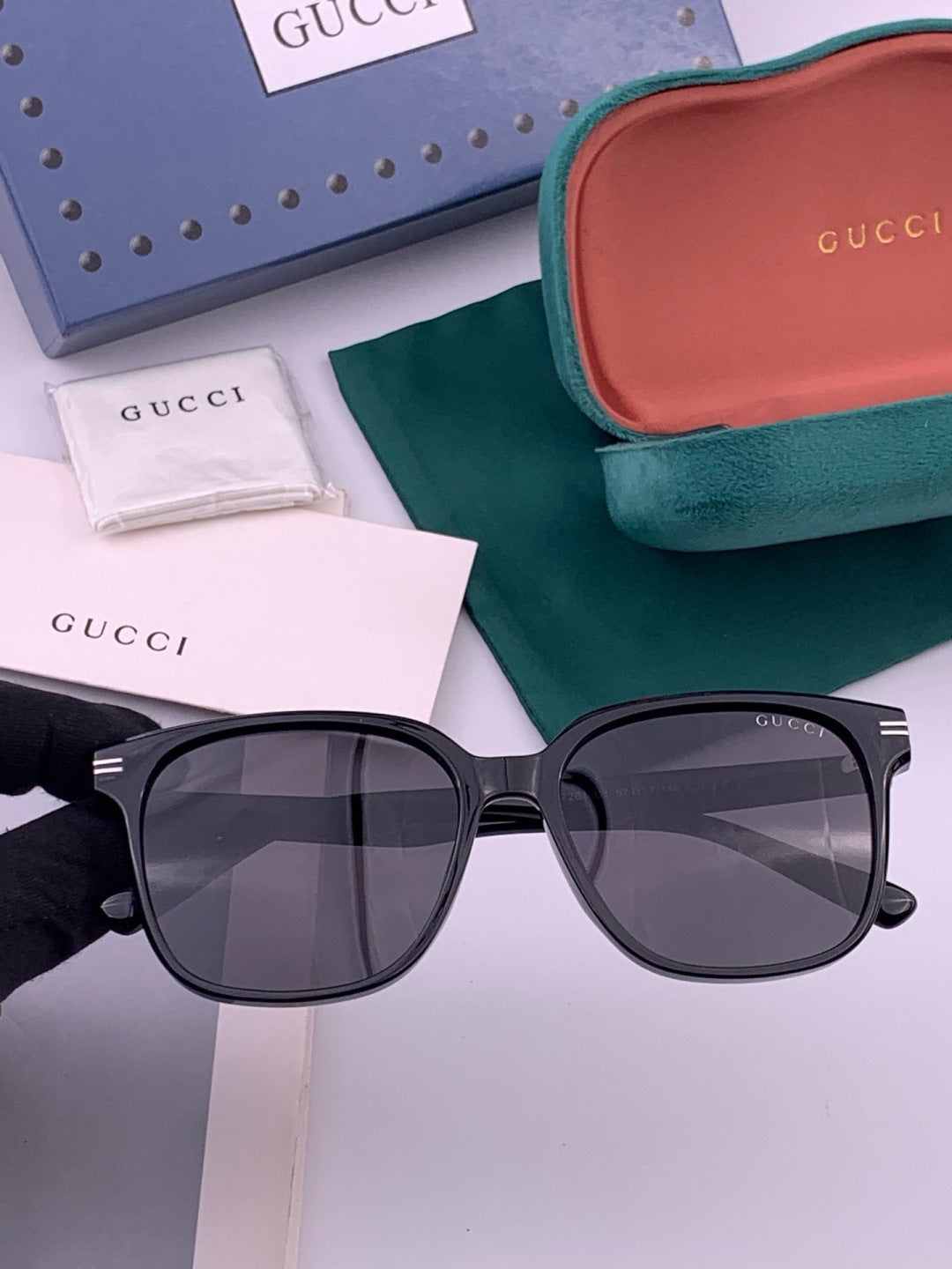 Gucci G17726 Round Black Lens Sunglasses for Men & Women - 382024 - detail image 4