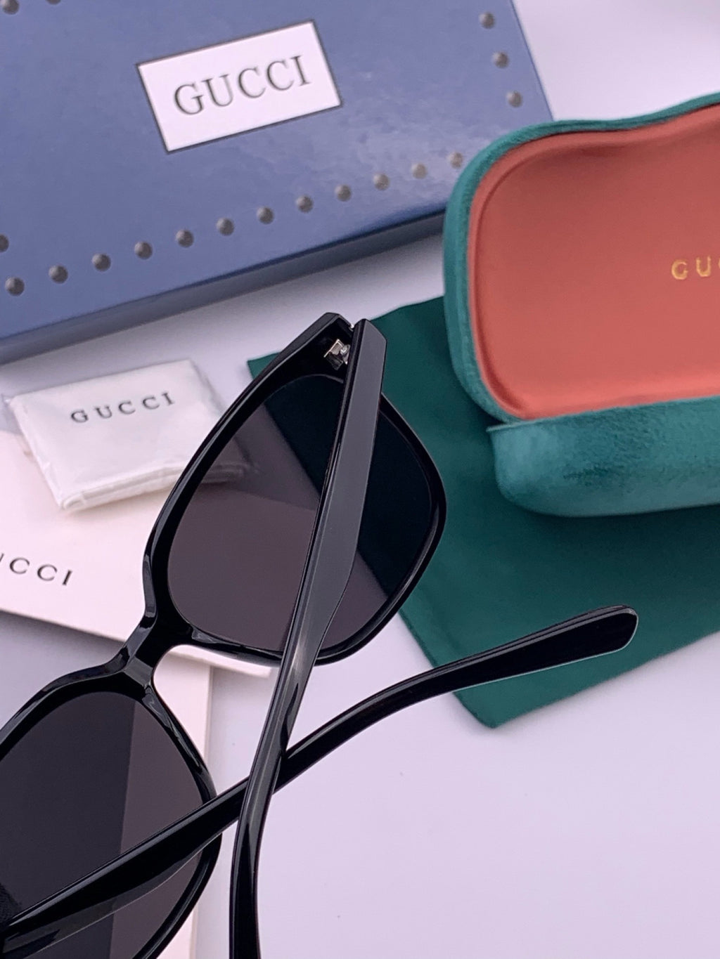 Gucci G17726 Round Black Lens Sunglasses for Men & Women - 382024 - detail image 6