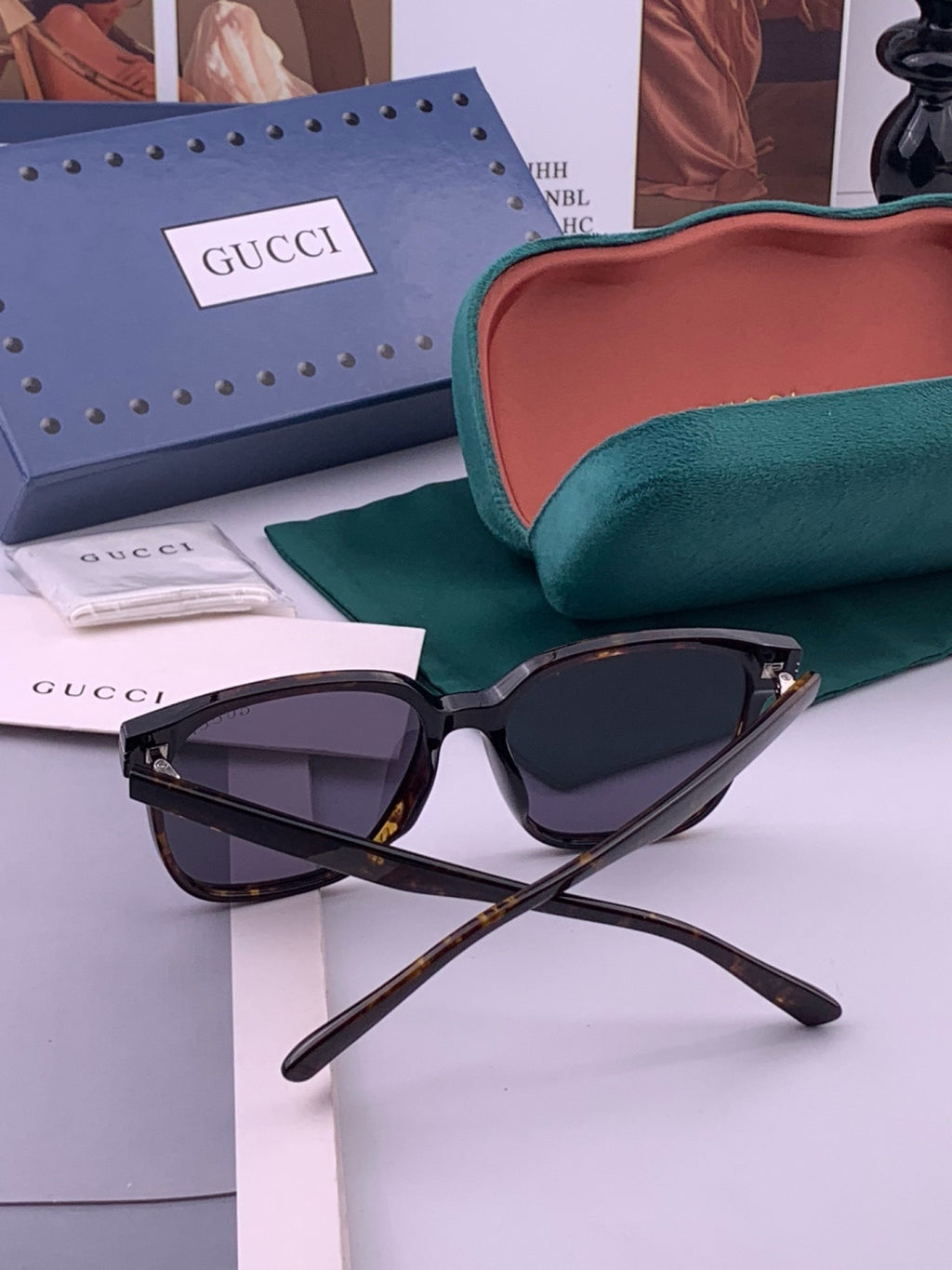 Gucci G17726 Round Black Lens Sunglasses for Men & Women - detail image 6