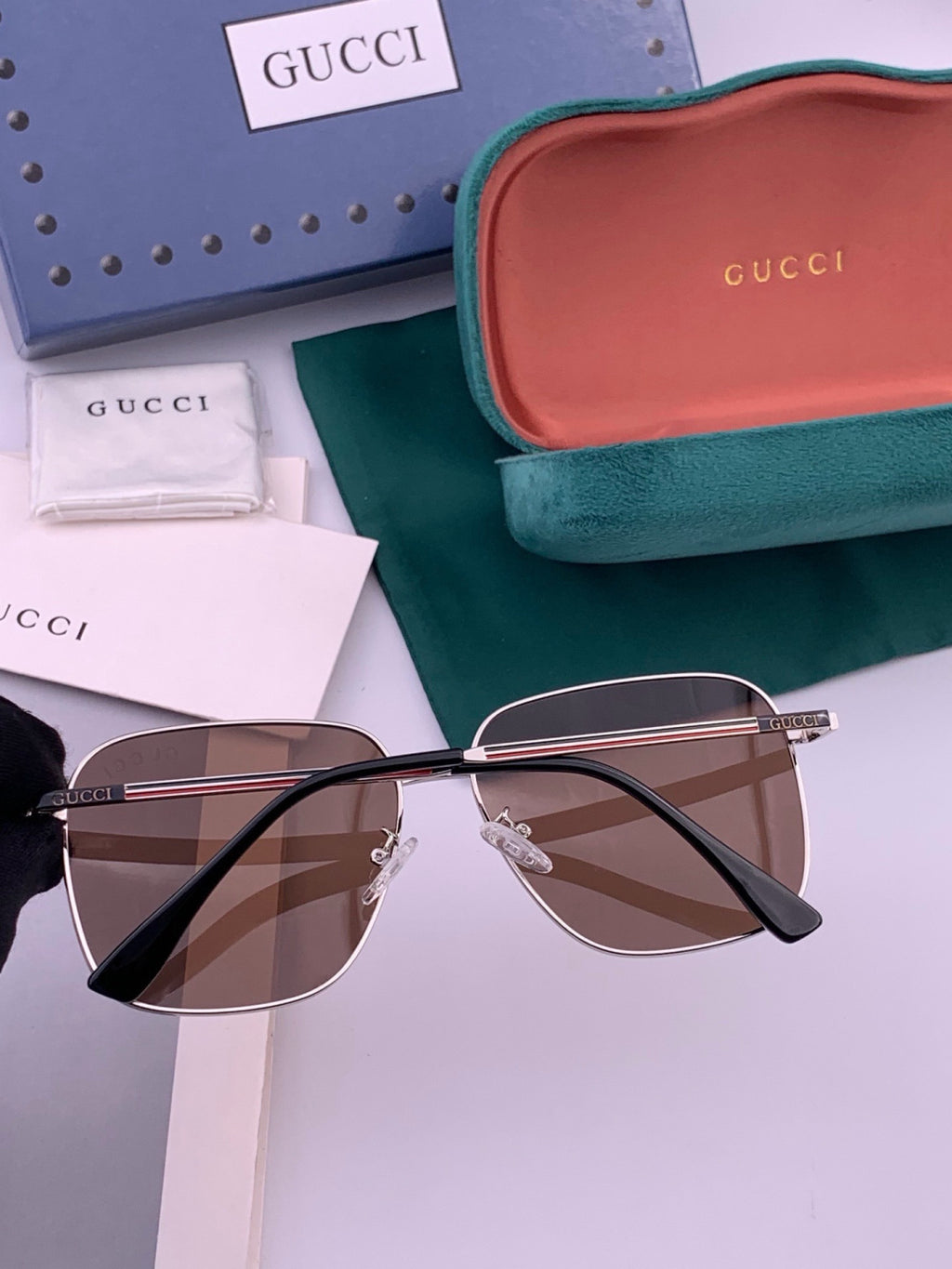Gucci G9236 Polarized Aviator Gold Lens Sunglasses for Men & Women - detail image 4