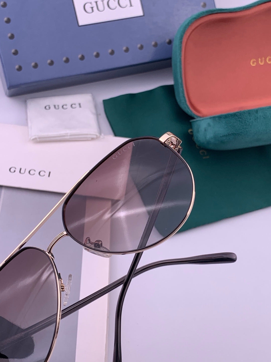 Gucci 4201 Polarized Aviator Gold Lens Sunglasses for Men & Women - detail image 6