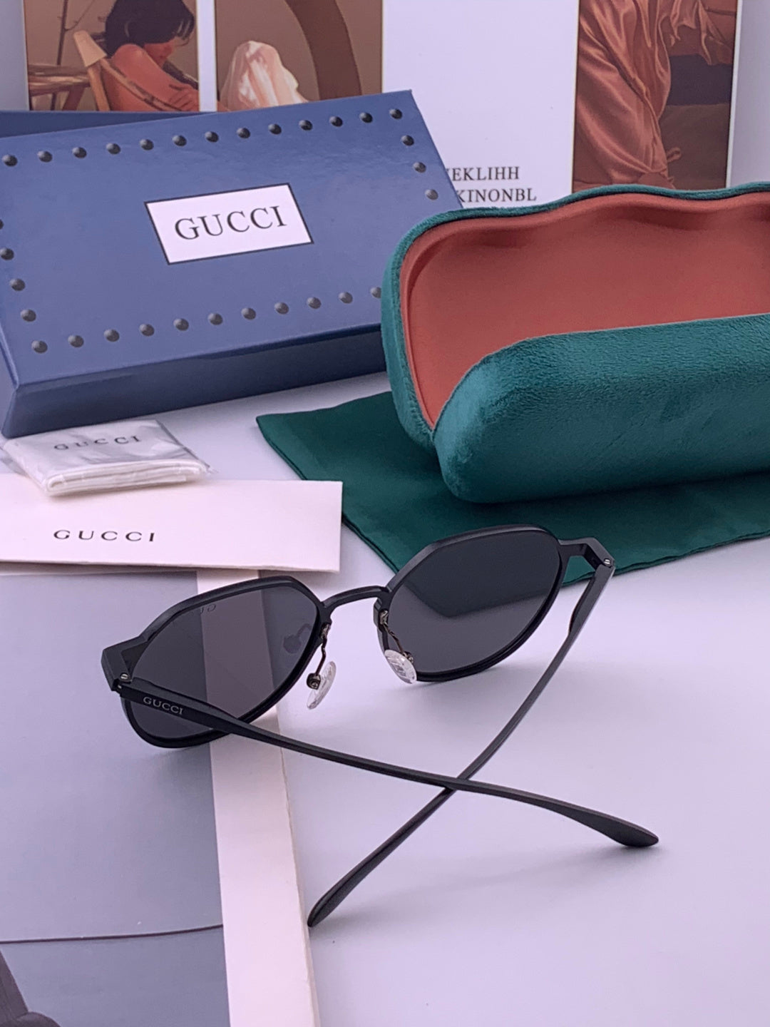 Gucci G7869 Polarized Fashion Gold Lens Sunglasses for Men & Women - detail image 5