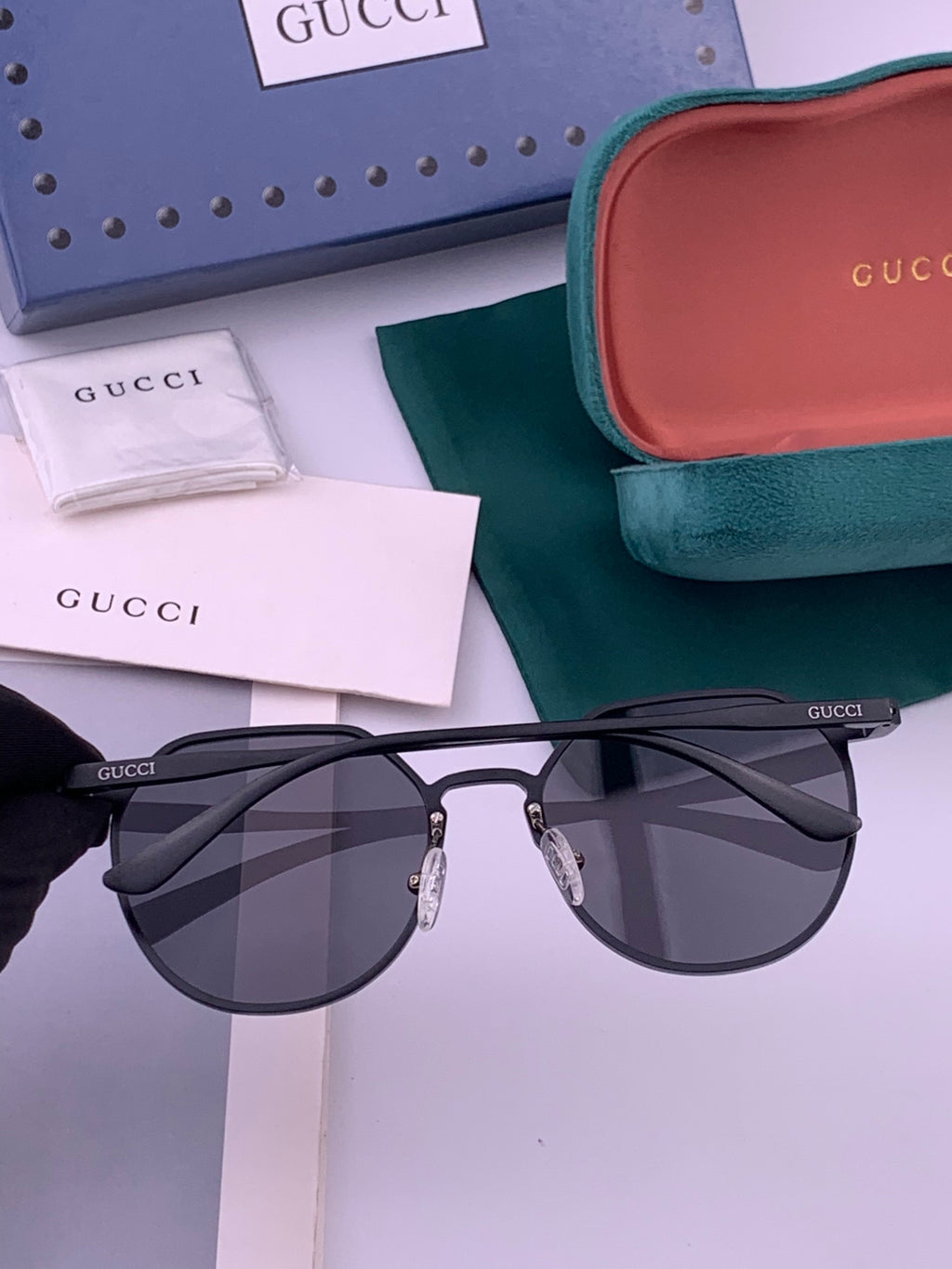 Gucci G7869 Polarized Fashion Gold Lens Sunglasses for Men & Women - detail image 4