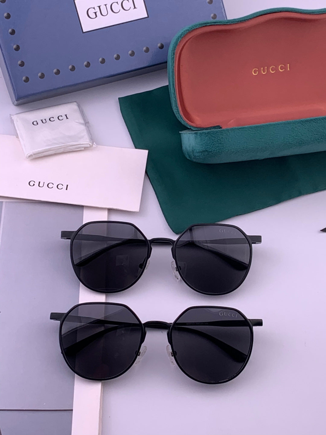 Gucci G7869 Polarized Fashion Gold Lens Sunglasses for Men & Women - detail image 7