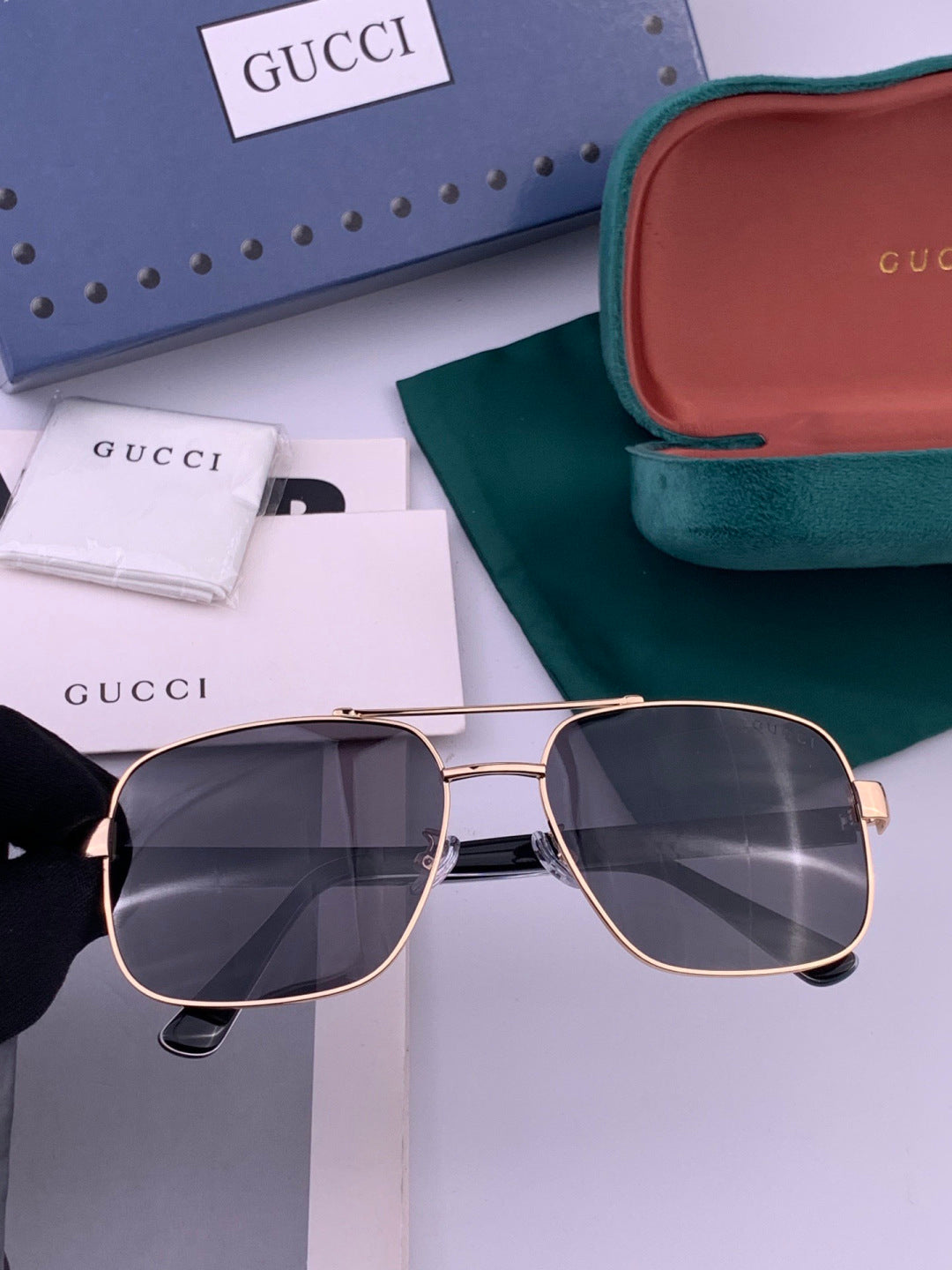 Gucci G2880 Polarized Aviator Black Lens Sunglasses for Men & Women