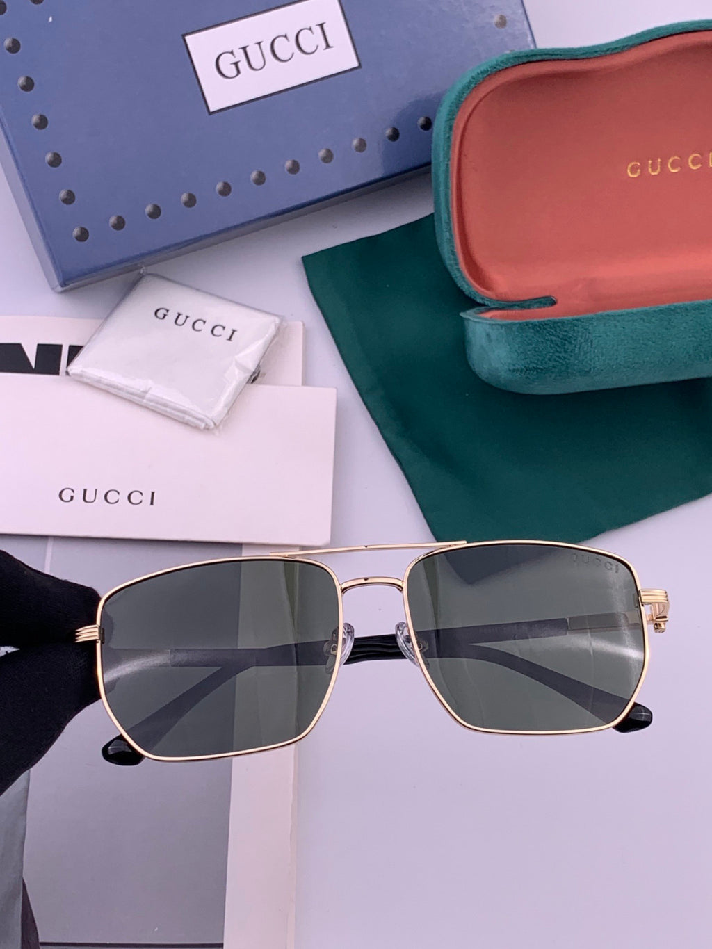 Gucci G1881 Polarized Aviator Black Lens Sunglasses for Men & Women - detail image 3