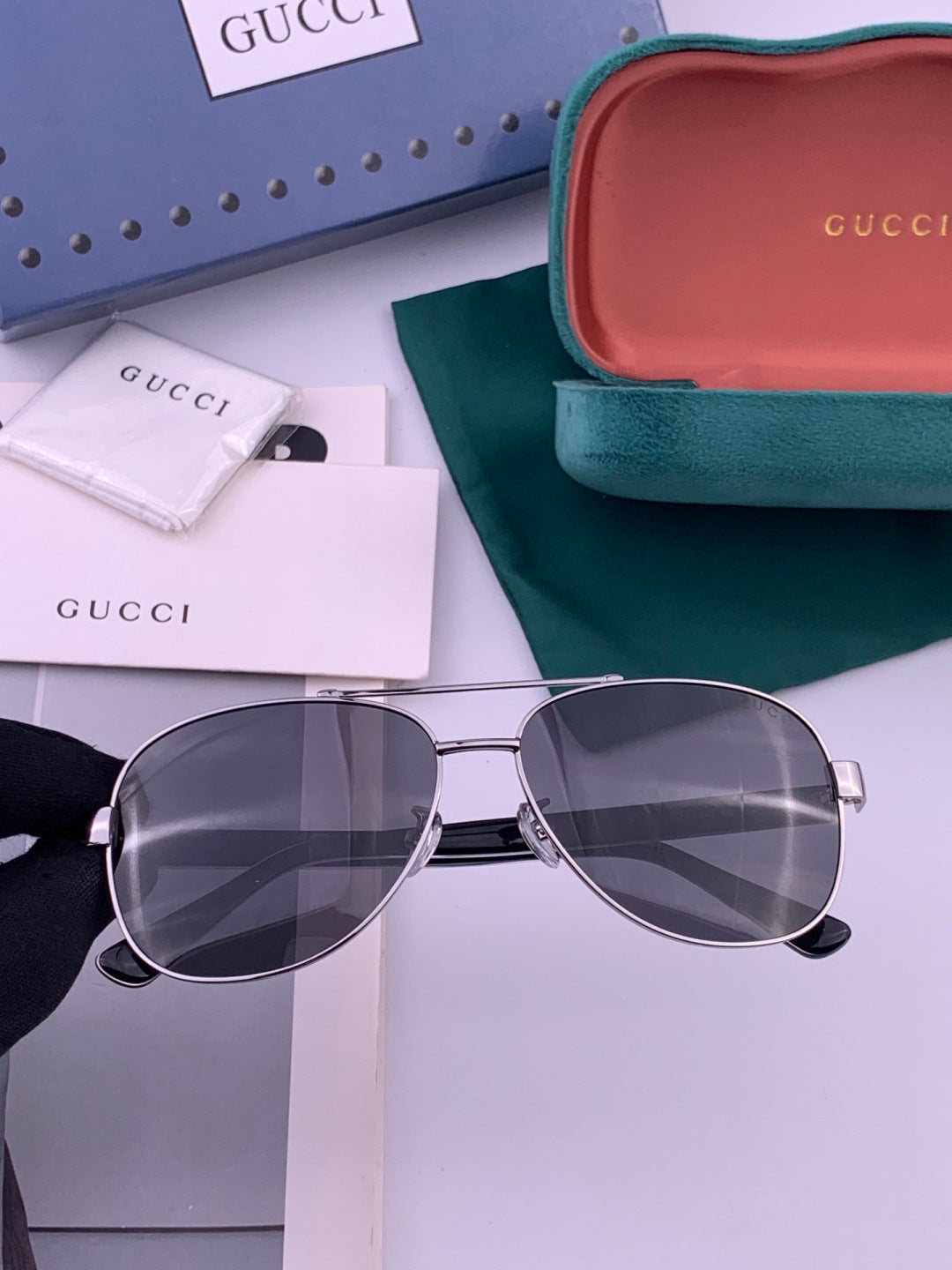Gucci G3880 Polarized Aviator Black Lens Sunglasses for Men & Women - detail image 2