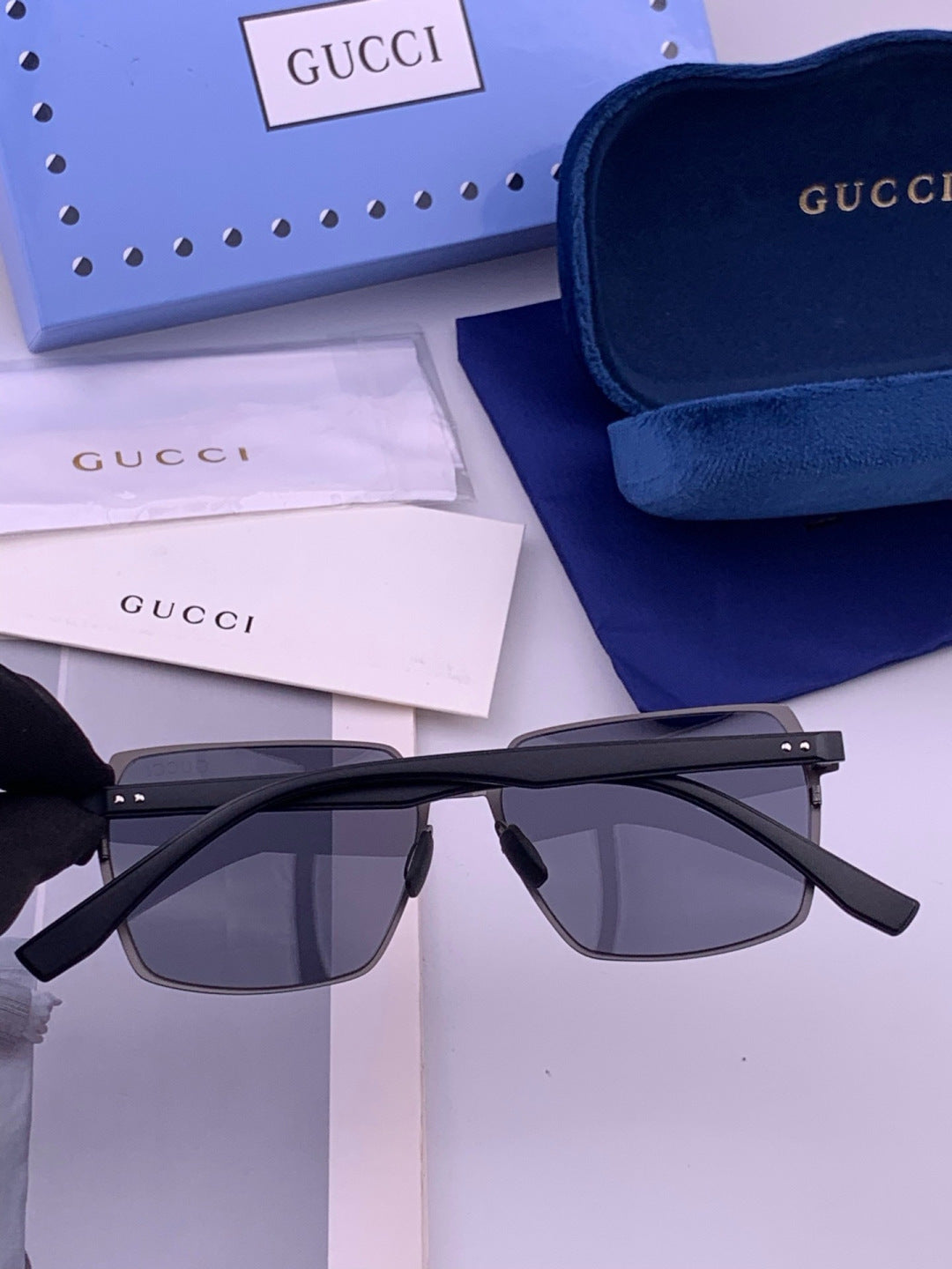 Gucci G5226 Fashion Gold Lens Sunglasses for Men & Women - 381979 - detail image 4
