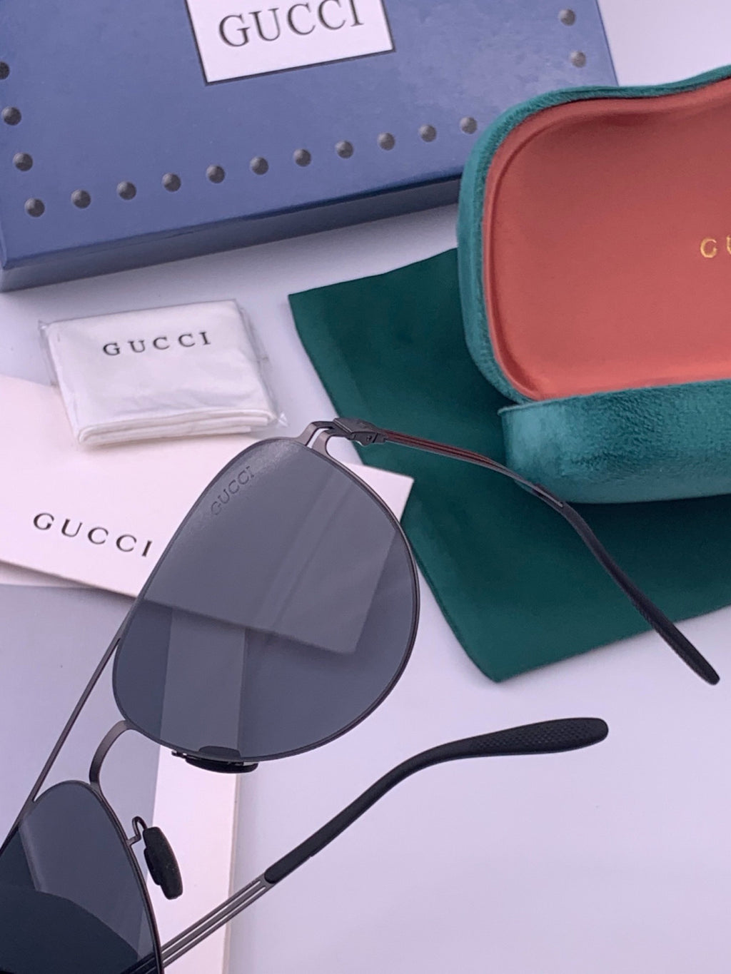 Gucci G1381 Fashion Gold Lens Sunglasses for Men & Women - 381986 - detail image 4