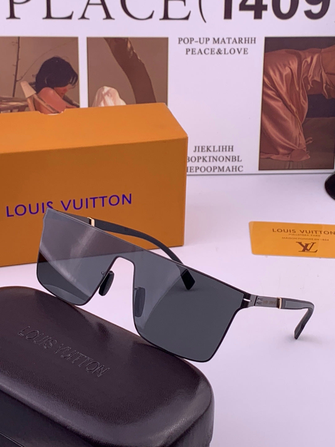 Louis Vuitton L016 Fashion Black Lens Sunglasses for Men & Women - 381818 - detail image 2