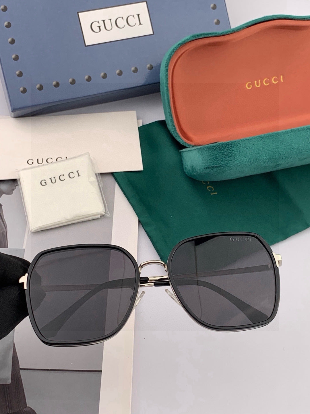 Gucci G3902 Polarized Square Gold Lens Sunglasses for Men & Women - 398411 - detail image 2