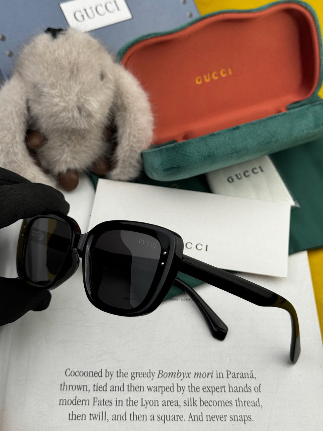 Gucci G5906 Polarized Square Black Lens Sunglasses for Men & Women - 398409 - detail image 3