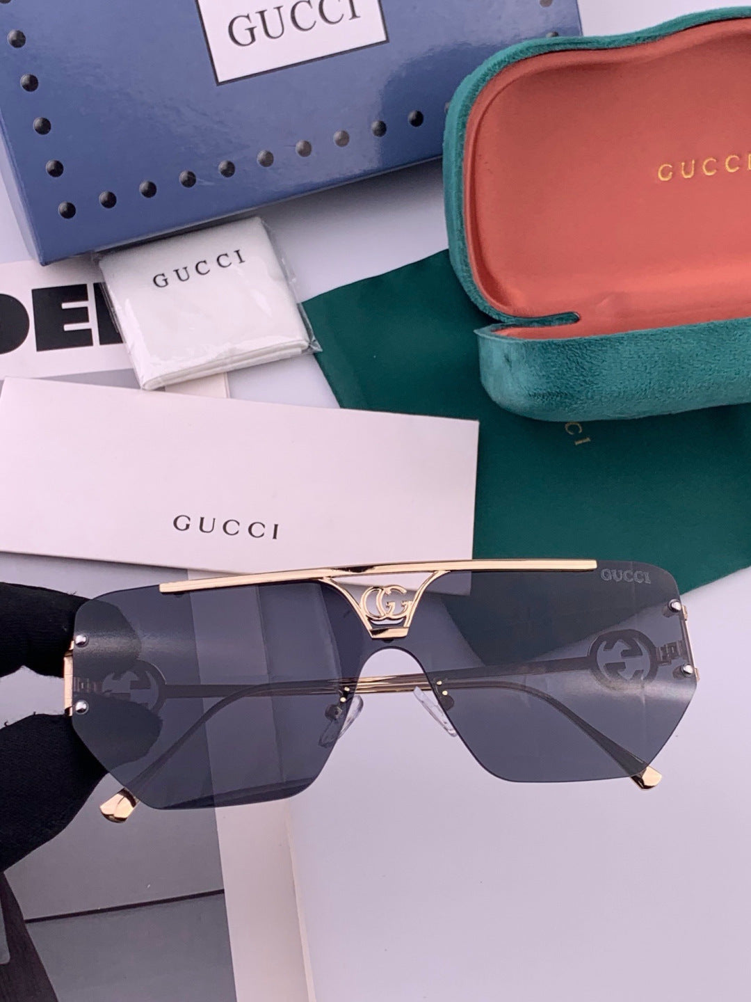 Gucci G31753 Aviator Black Lens Sunglasses for Men & Women - 398382 - detail image 3