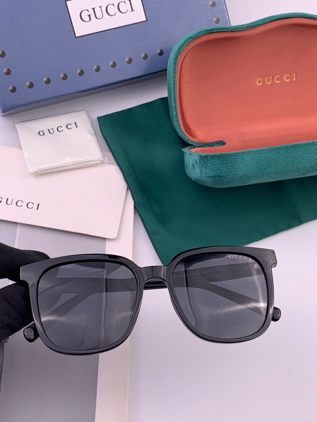 Gucci G02040 Polarized Fashion Brown Lens Sunglasses for Women - 398386