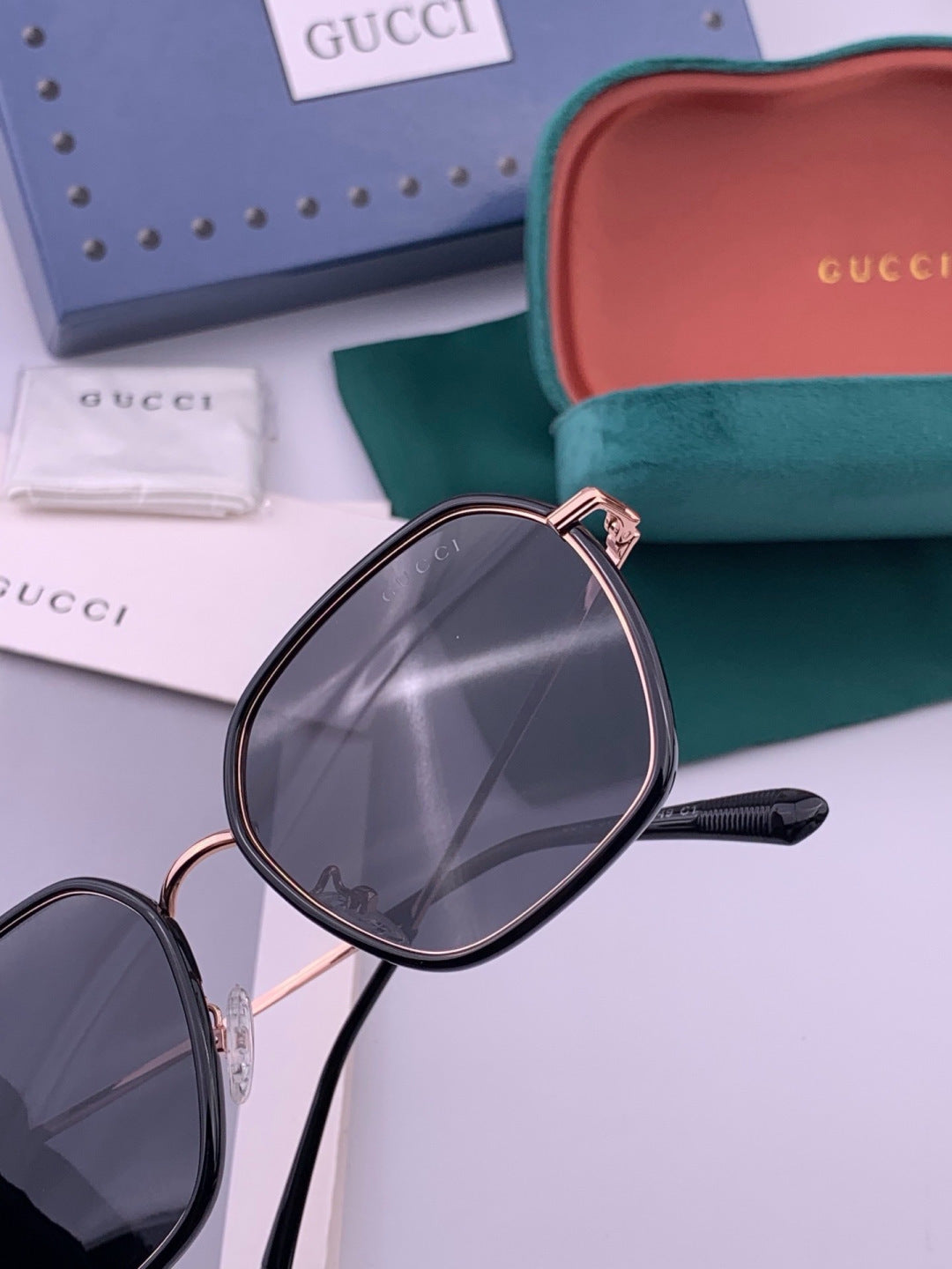 Gucci G8384 Metal Fashion Red Lens Sunglasses for Men & Women - 398390 - detail image 4