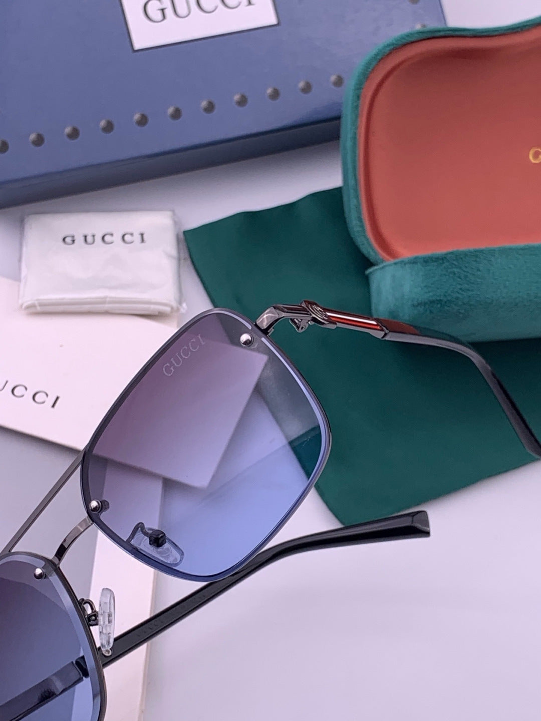 Gucci G11746 Aviator Black Lens Sunglasses for Men & Women - 398391 - detail image 3