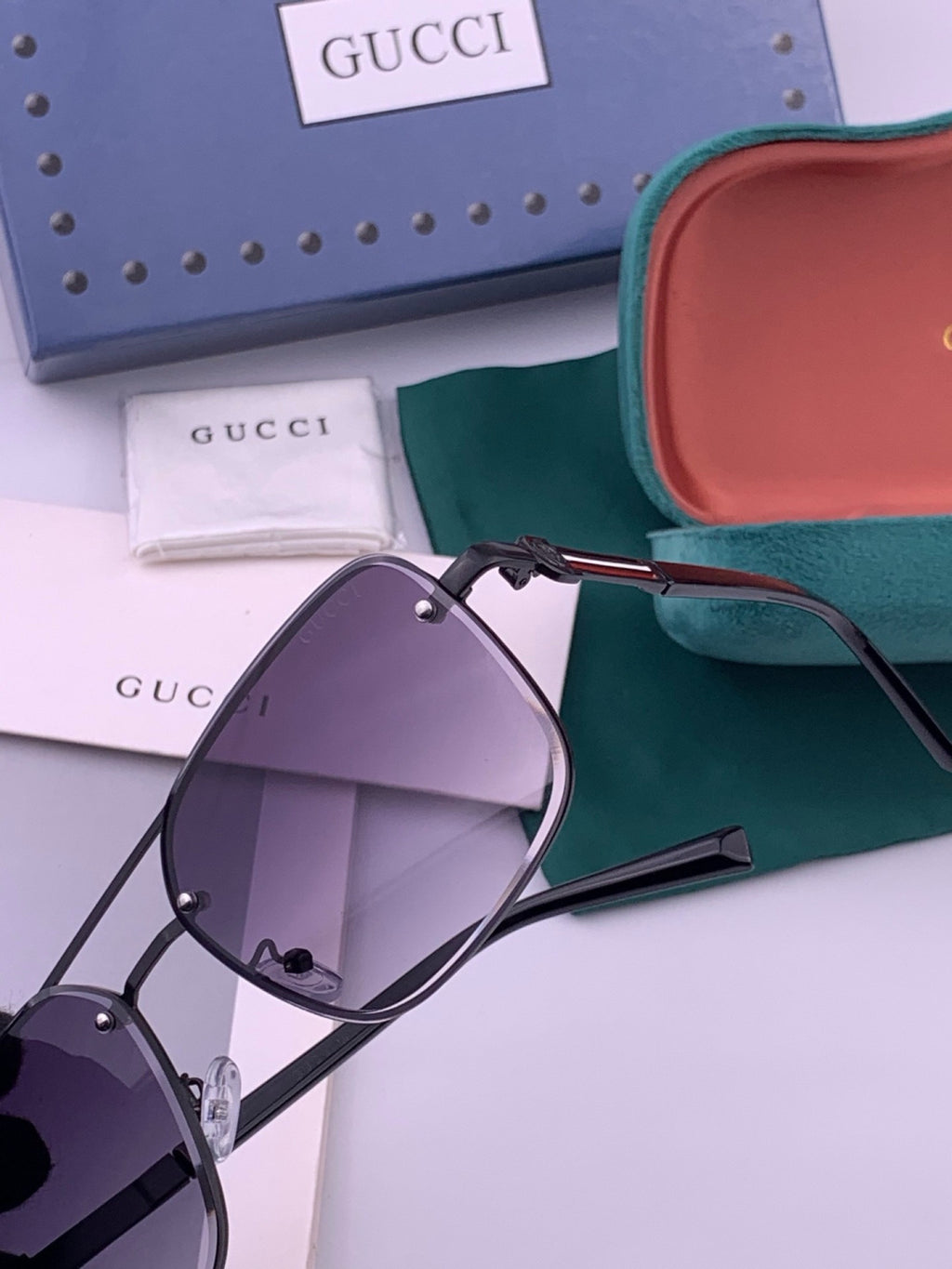 Gucci G11746 Aviator Black Lens Sunglasses for Men & Women - 398392 - detail image 3