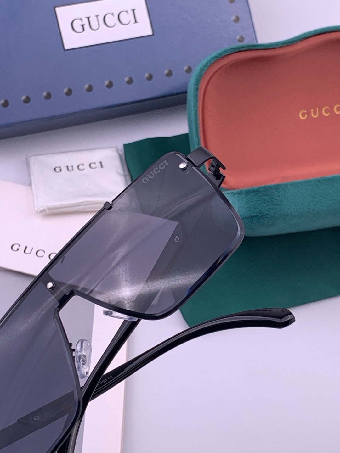 Gucci G51754 Aviator Black Lens Sunglasses for Men & Women - 398398 - detail image 4